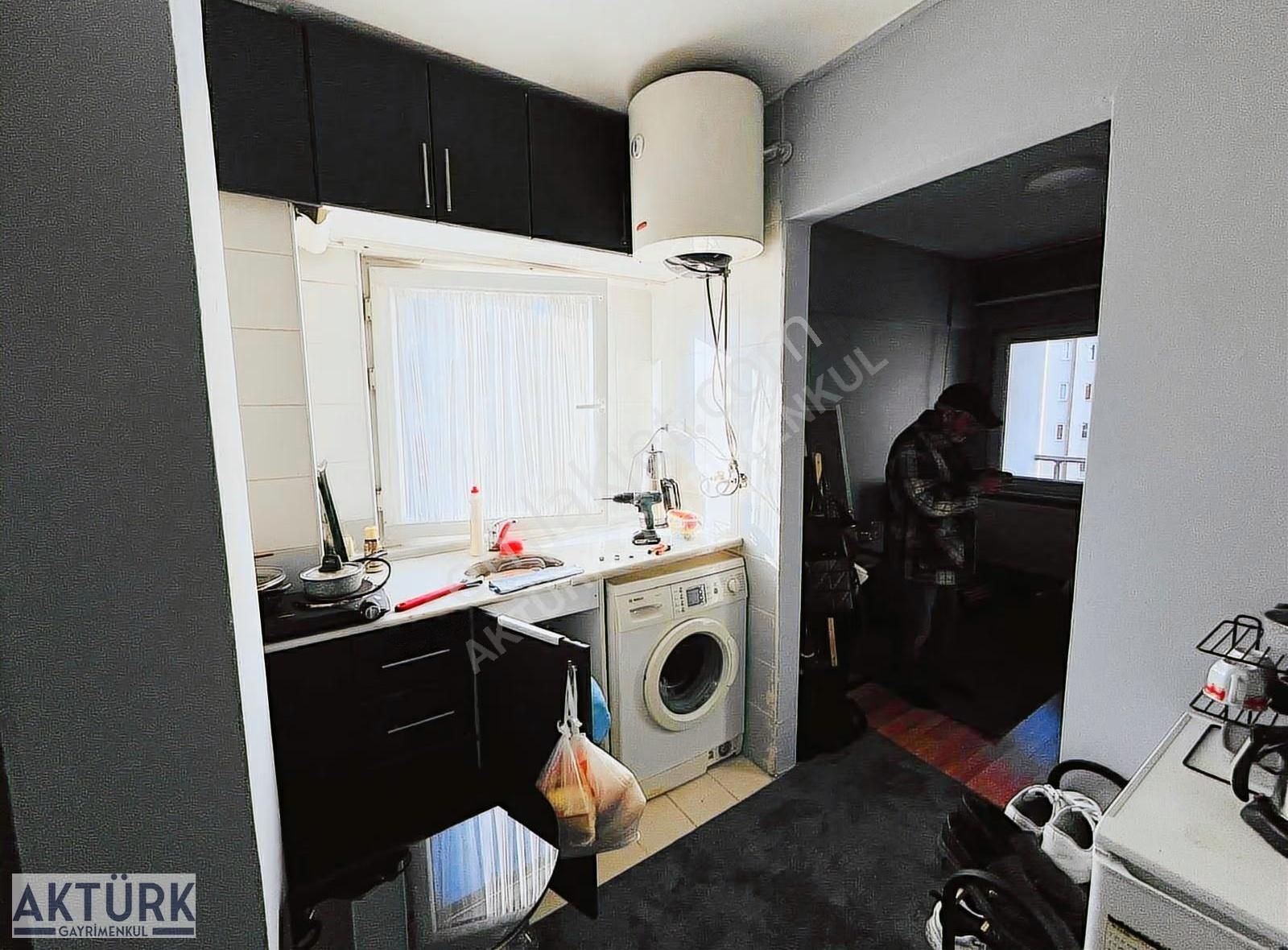 Aktürk Gayrimenkul'den Merkezi Konumda Satılık 1+1 Fırsat Daire - Görsel 7