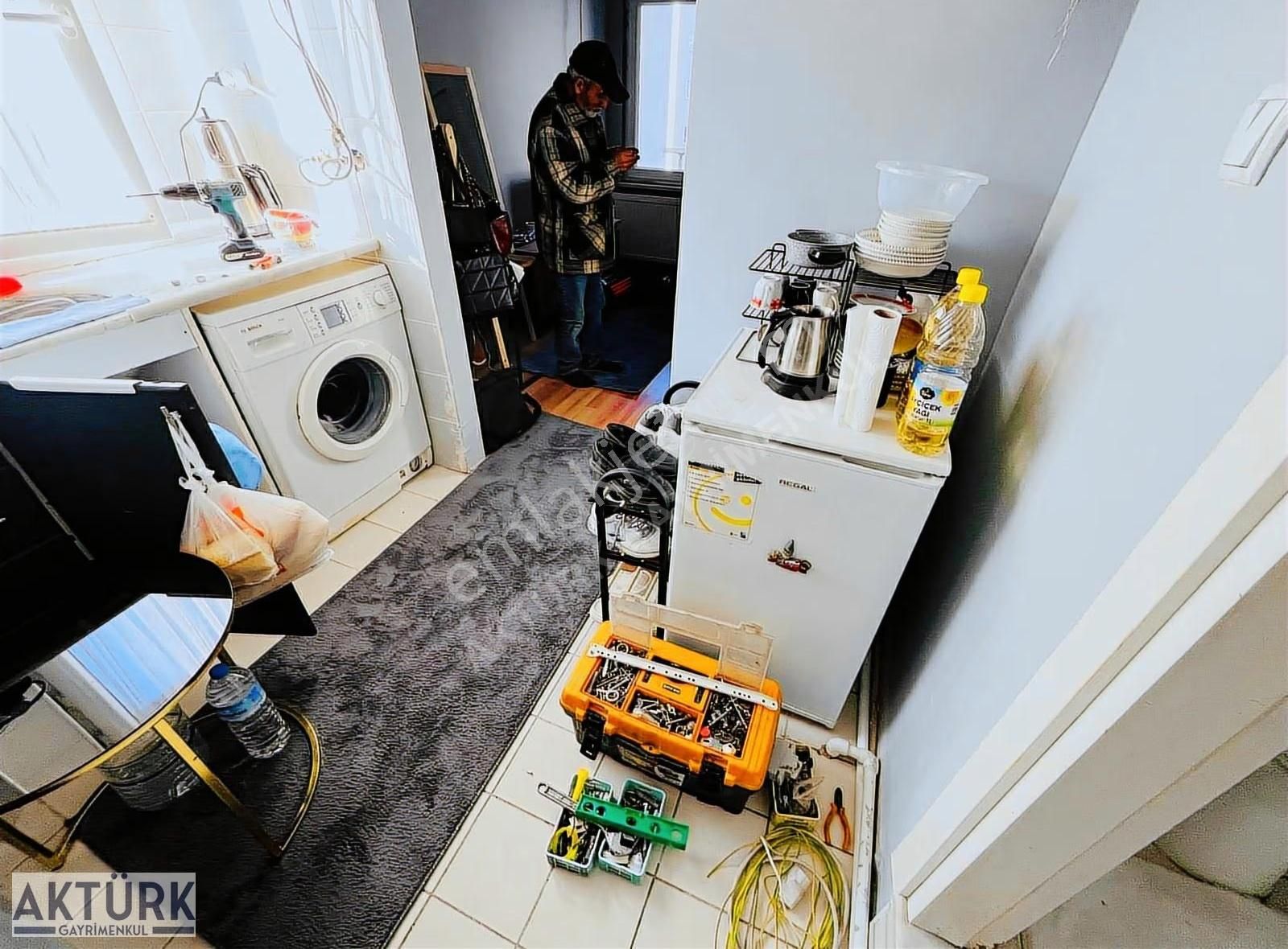 Aktürk Gayrimenkul'den Merkezi Konumda Satılık 1+1 Fırsat Daire - Görsel 15