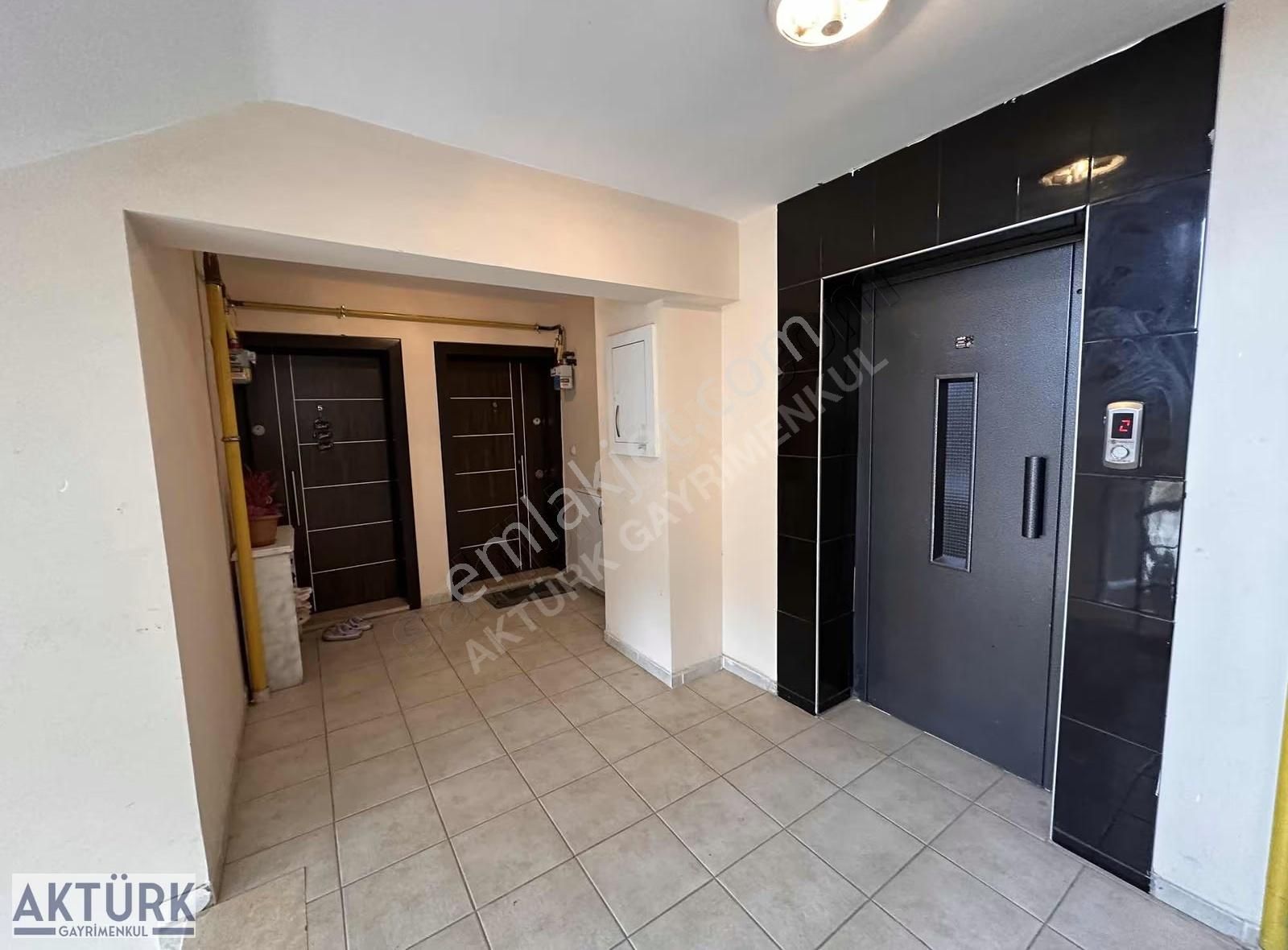 Aktürk'ten 2+1 Merkezi Konumlu Kiracısız Fırsat Daire - Görsel 6