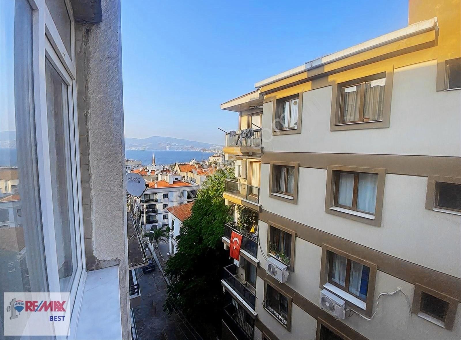 3 Mithatpaşa Caddesi Yakını Kısmi Deniz Gören 2+1 Satılık Daire - Görsel 4