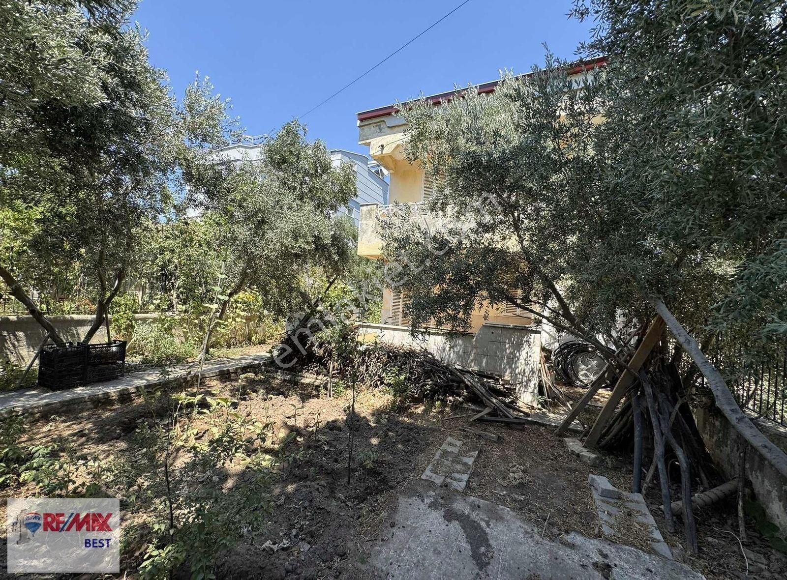 16 Remax Best'ten Dikili Salihler'de 3+1 Villa - Görsel 6