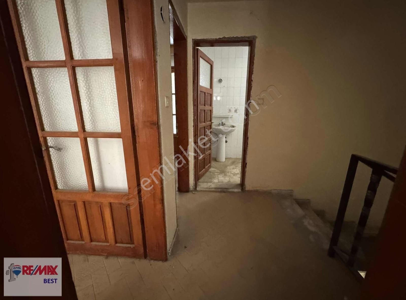 16 Remax Best'ten Dikili Salihler'de 3+1 Villa - Görsel 25