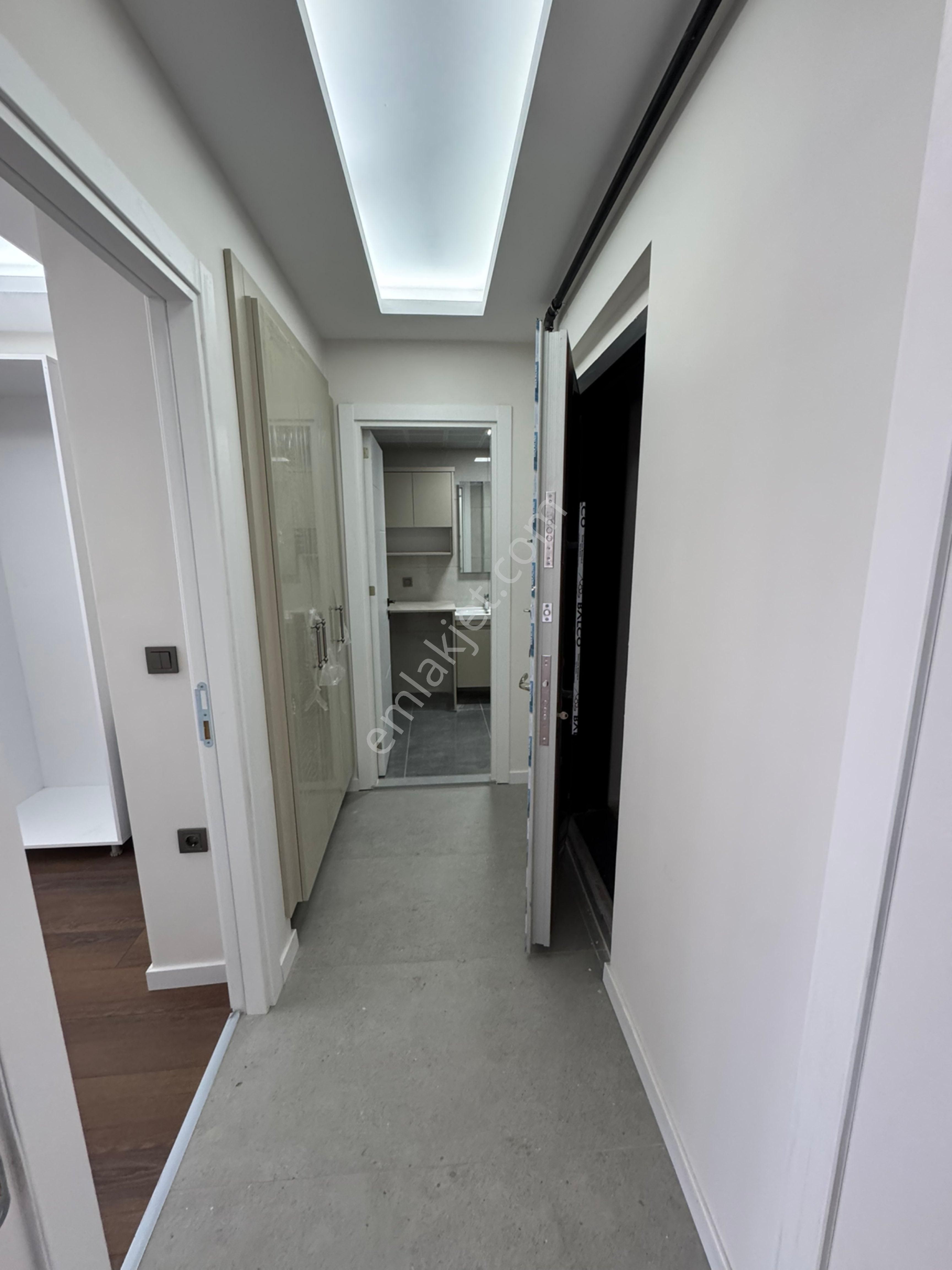 27 Hakan Büyükten Mavişehirde Çokiyi Lokasyon Yatırım Fırsatı1+1 - Görsel 11