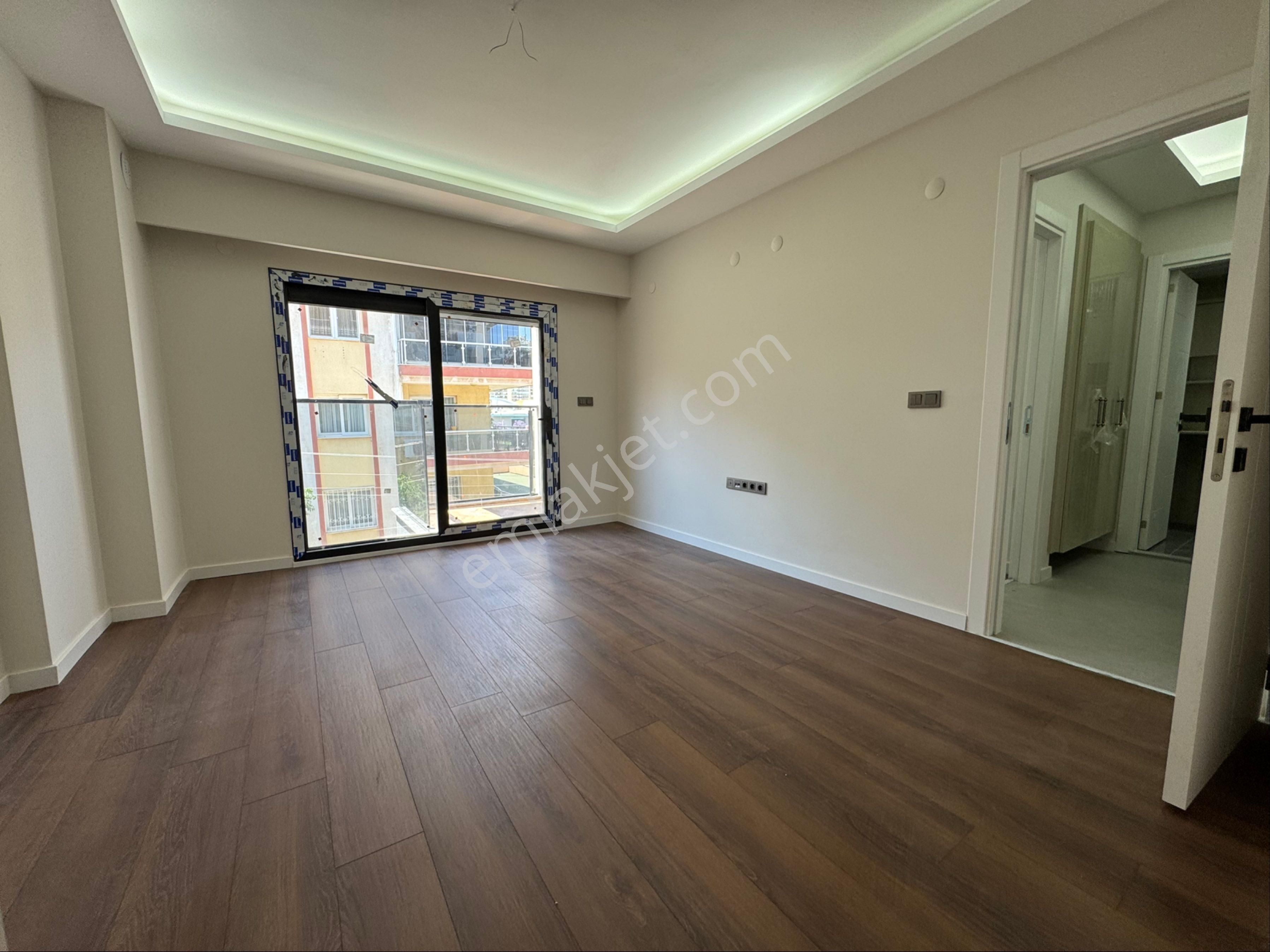 27 Hakan Büyükten Mavişehirde Çokiyi Lokasyon Yatırım Fırsatı1+1 - Görsel 3