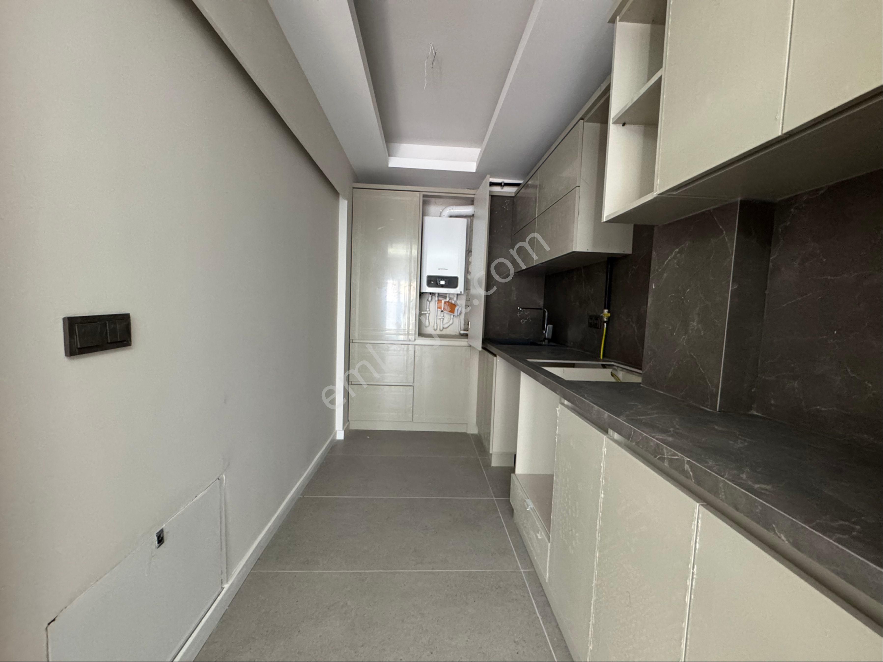 27 Hakan Büyükten Mavişehirde Çokiyi Lokasyon Yatırım Fırsatı1+1 - Görsel 7