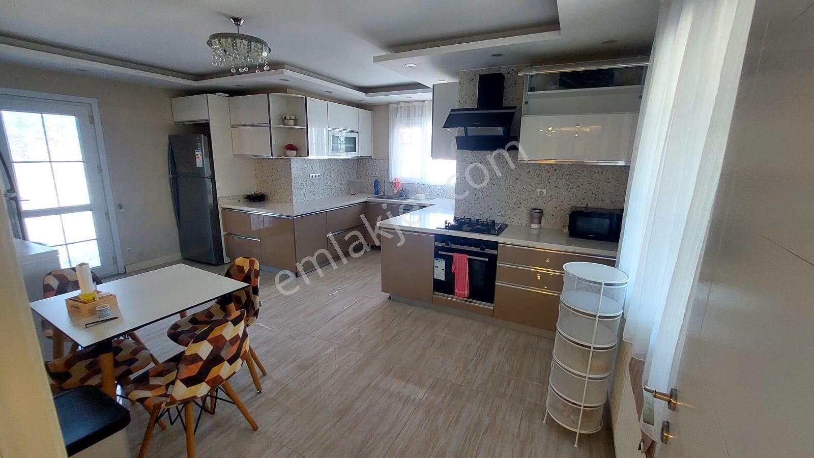 Happy Home'den Satılık Kaçırılmaz 5+2 Full Villa - Görsel 13