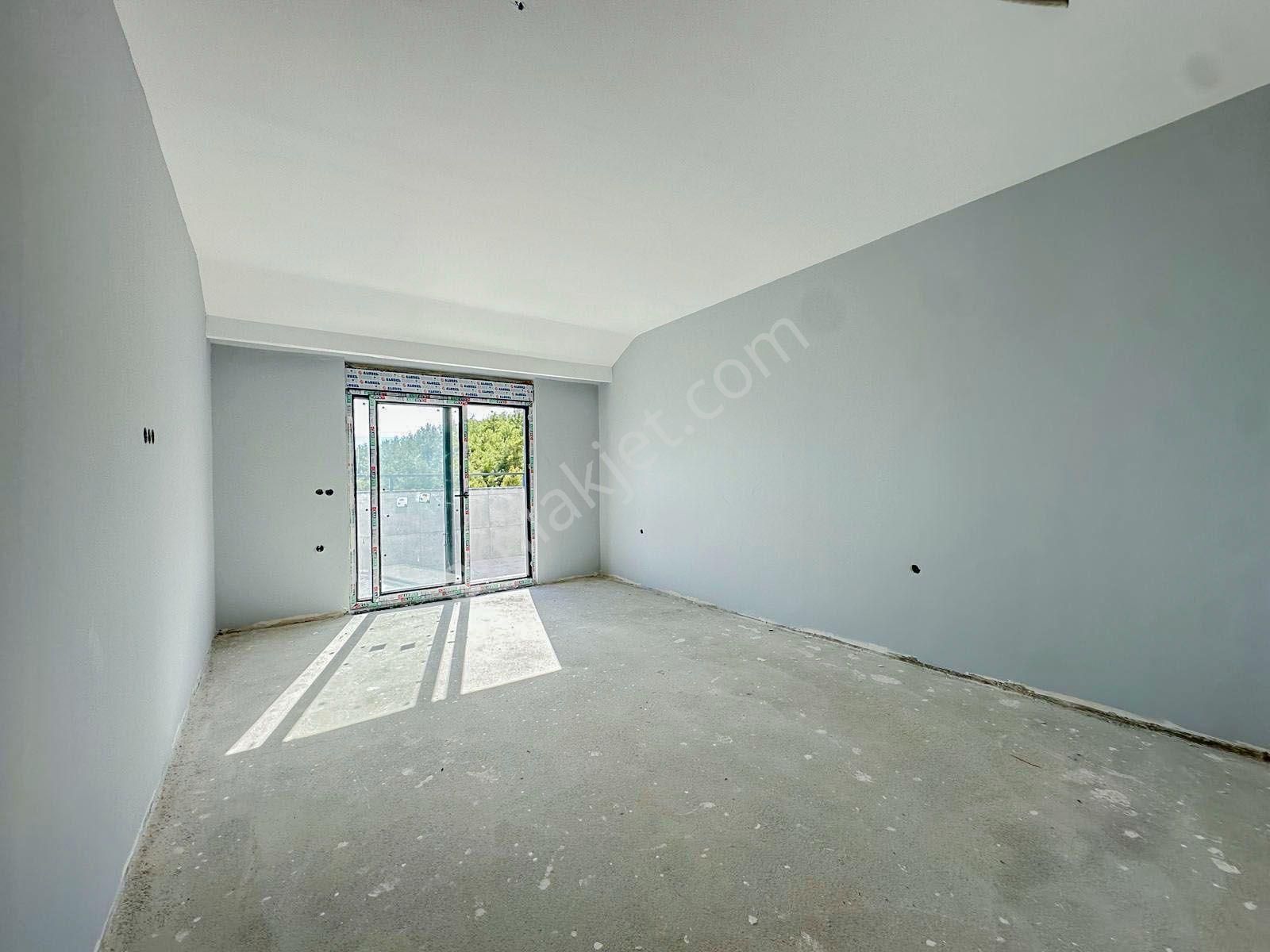 Alanya Çıplaklı'da Satılık Sıfır 2+1 120m2 Dubleks Daire - Görsel 12
