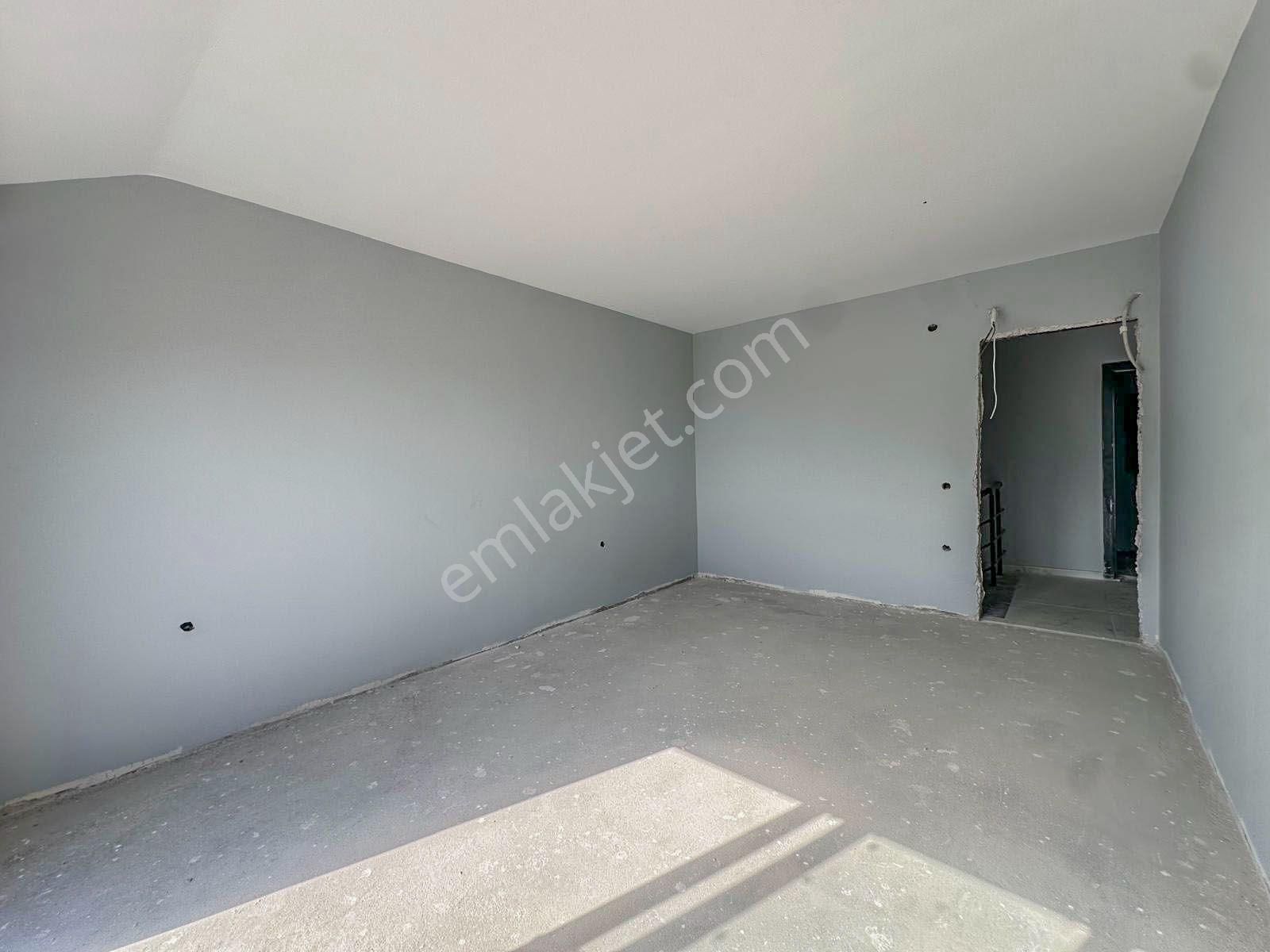 Alanya Çıplaklı'da Satılık Sıfır 2+1 120m2 Dubleks Daire - Görsel 16