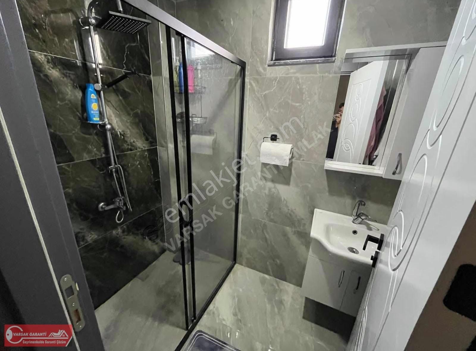 V.karşıyaka 140m2 3+1 Cambalkon Havuz Ebevyn Banyo Ful+ful - Görsel 4