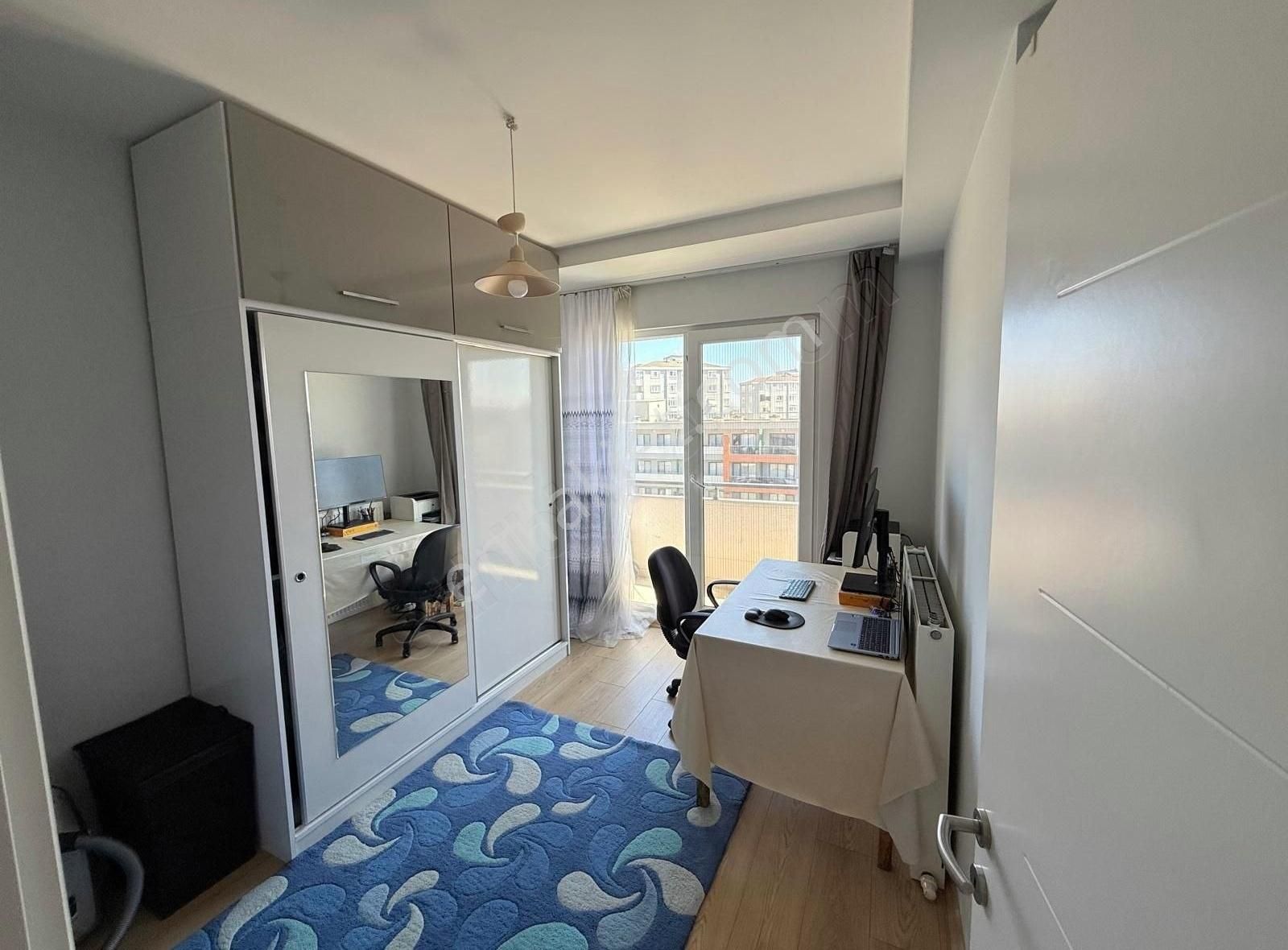 Kurtköy Paragon Sitesi Bahçe Tadında Teraslı Muhteşem Daire - Görsel 23