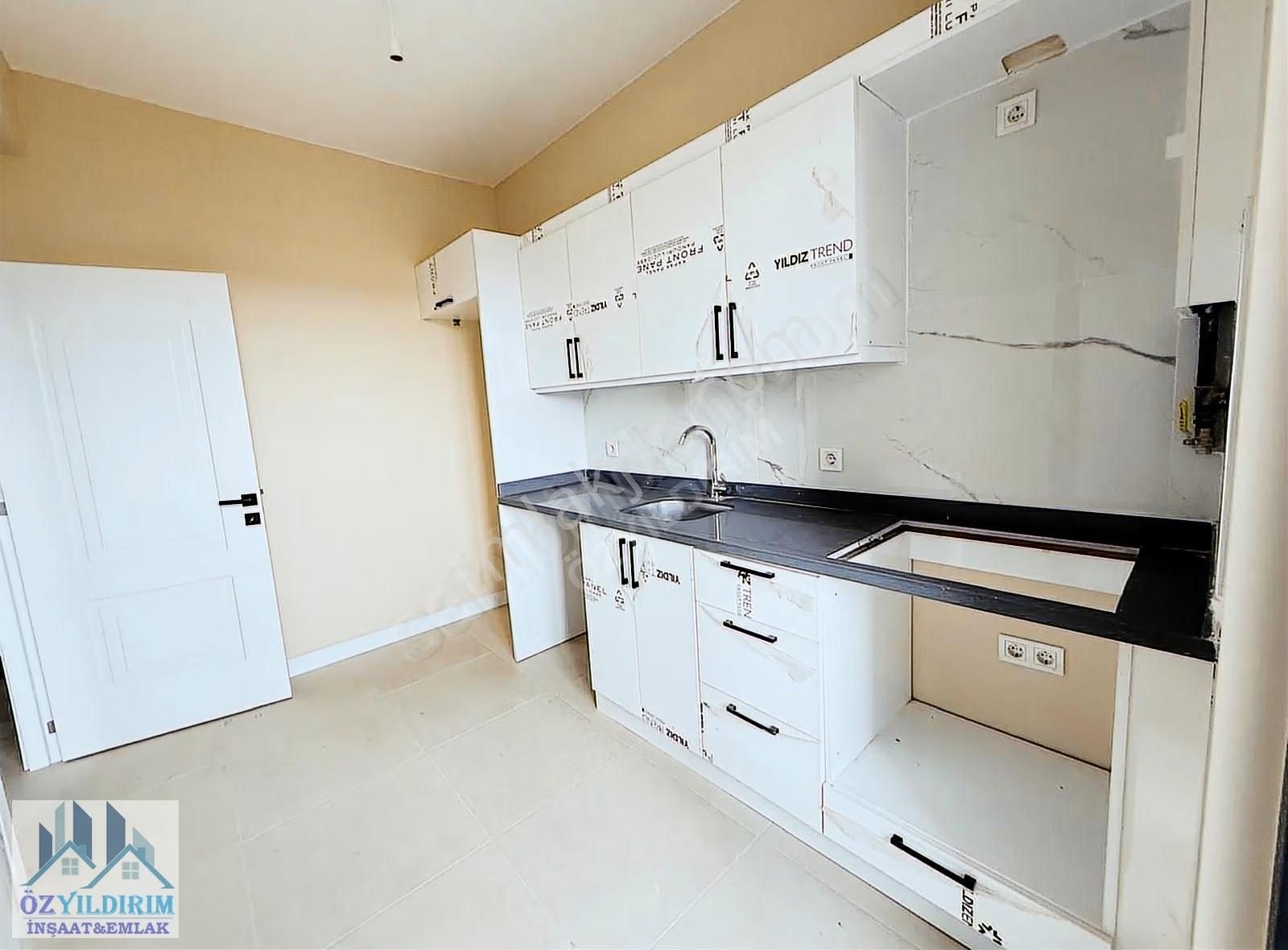 Sancaktepe Yenidogan 2+1 Asansörle Sıfır Lux Daire Satılık - Görsel 3