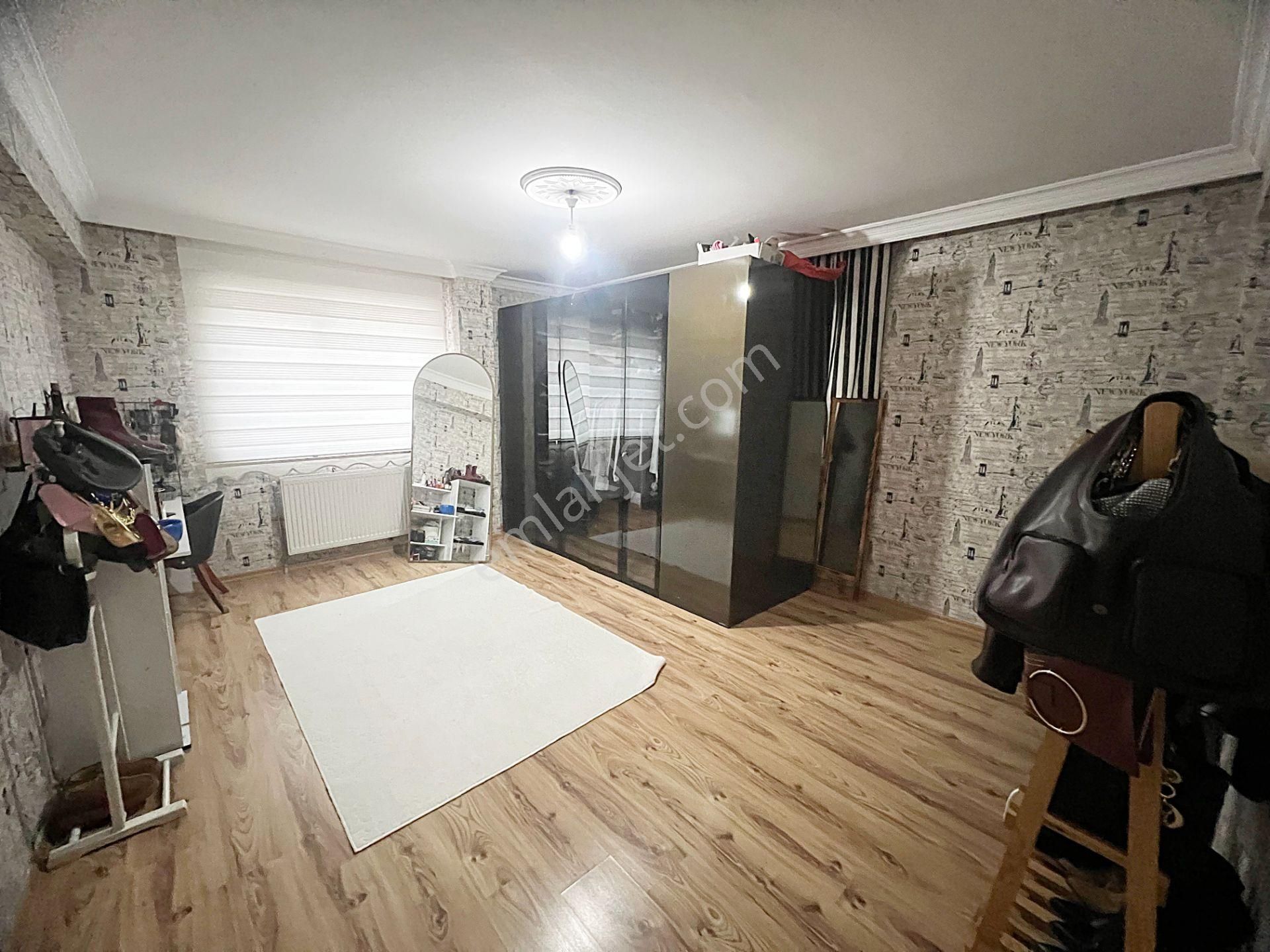 Burç Mah.de Özenle Dizayn Edilmiş Lambiri Çift Kapalı Teraslı6+1 - Görsel 32