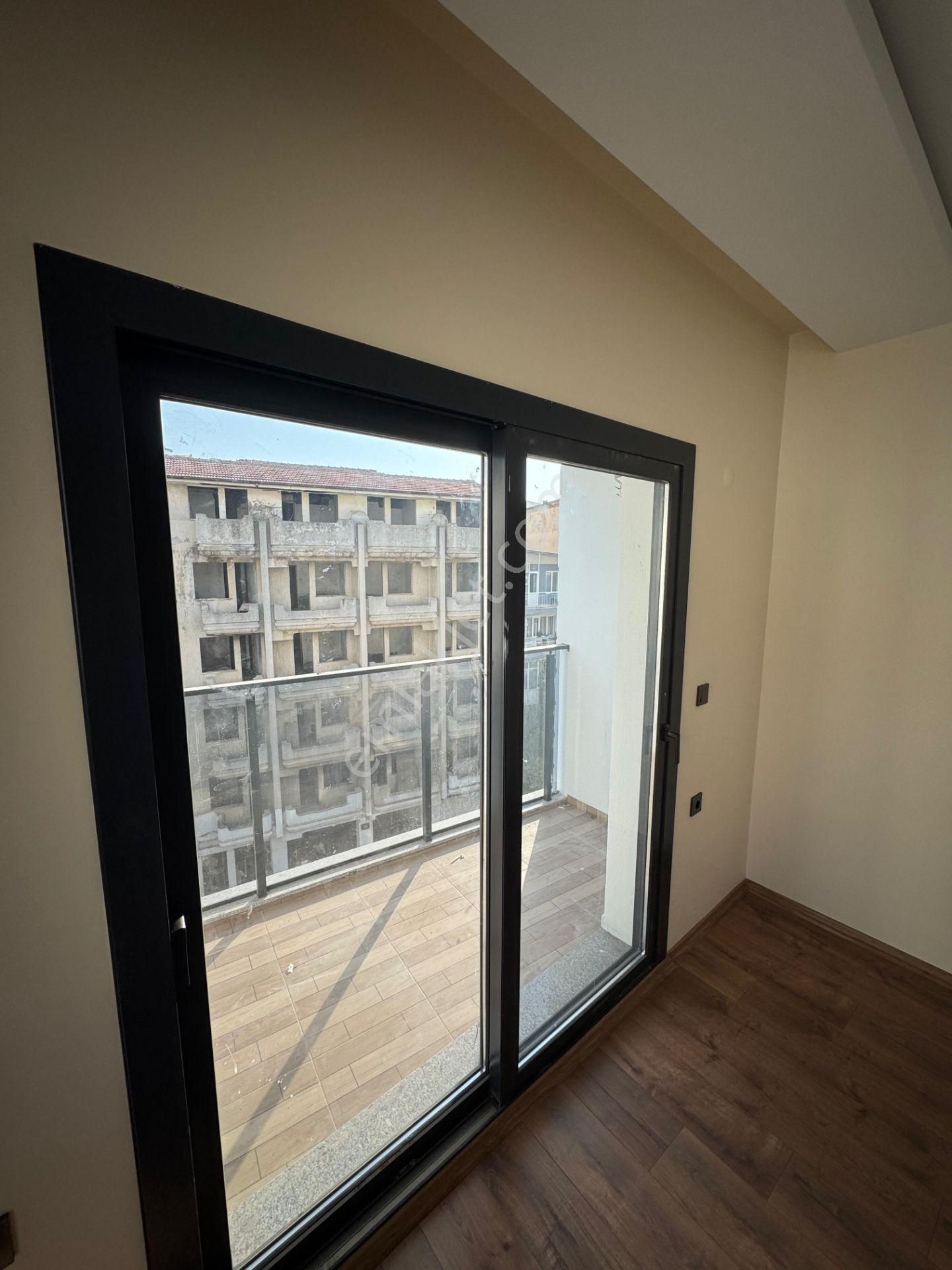 4+1 Oturuma Hazır Yeni Daire - Görsel 13