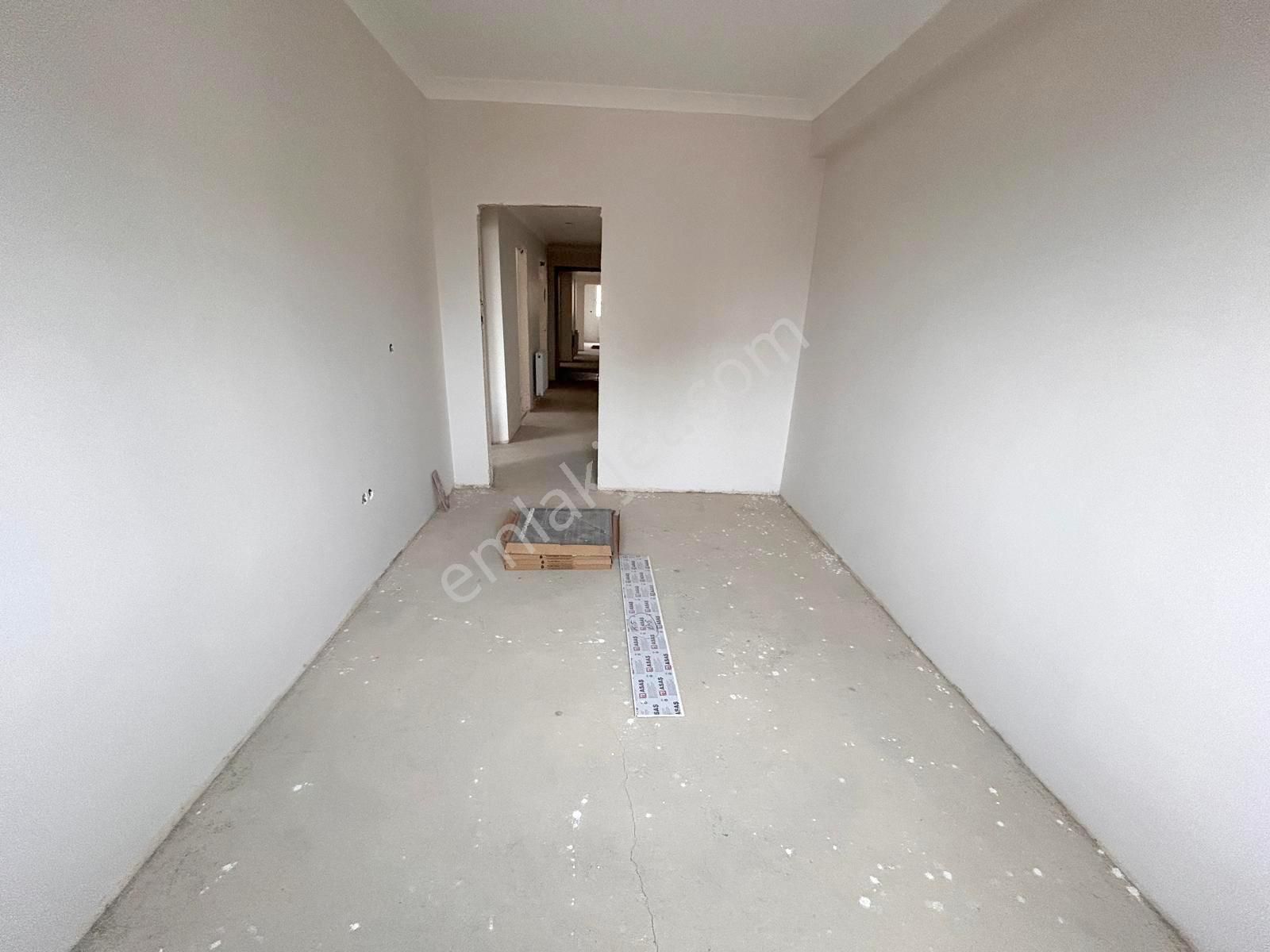 Emlak Dünyasından Maltepe Zümrütevlerde Kapalı Otoparklı 2+1 - Görsel 16