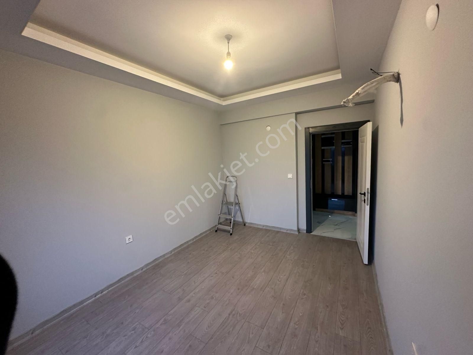 Altıntaş Mah.yatırımlık Havuzlu İskanlı 2+1 - Görsel 23