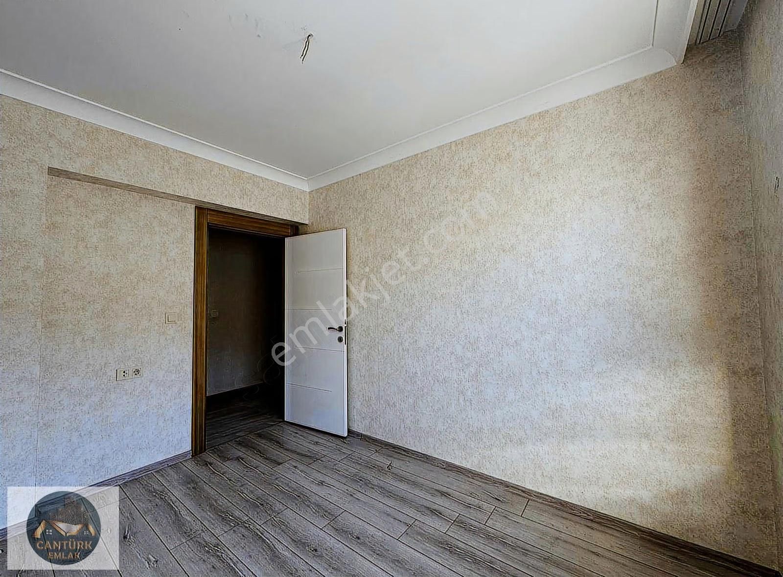 ***cantürk'ten Merkez'de Klasık Binada 4+1 Daire*** - Görsel 4