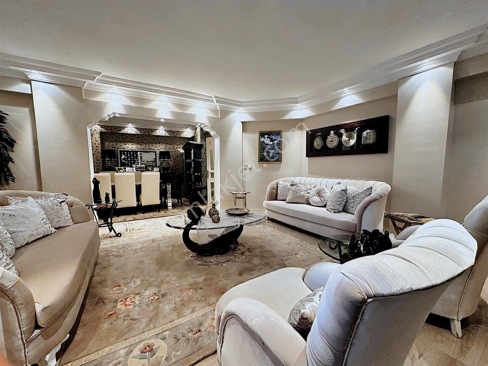 Bahçelievler Kıbrıs Parkı Yanı K.otoparklı 4+1 Asansörlü Dublex - Görsel 22