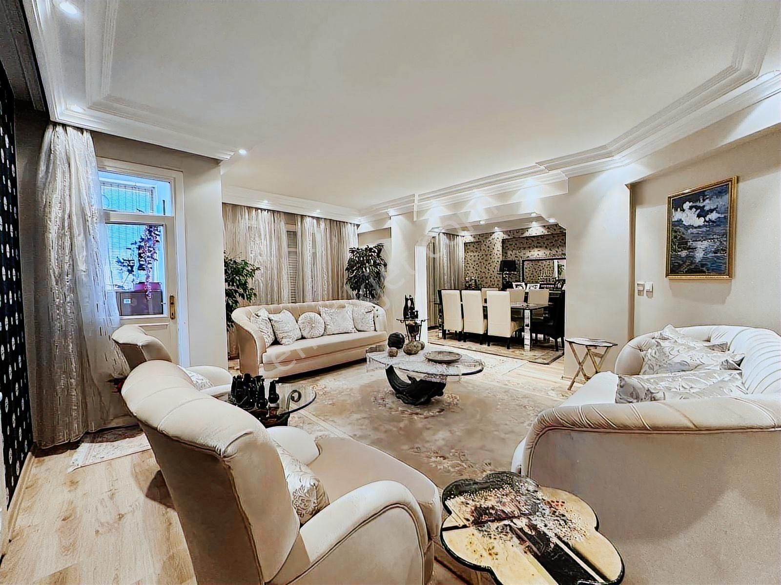 Bahçelievler Kıbrıs Parkı Yanı K.otoparklı 4+1 Asansörlü Dublex - Görsel 14