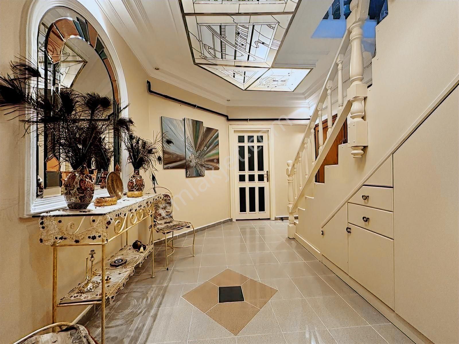 Bahçelievler Kıbrıs Parkı Yanı K.otoparklı 4+1 Asansörlü Dublex - Görsel 24