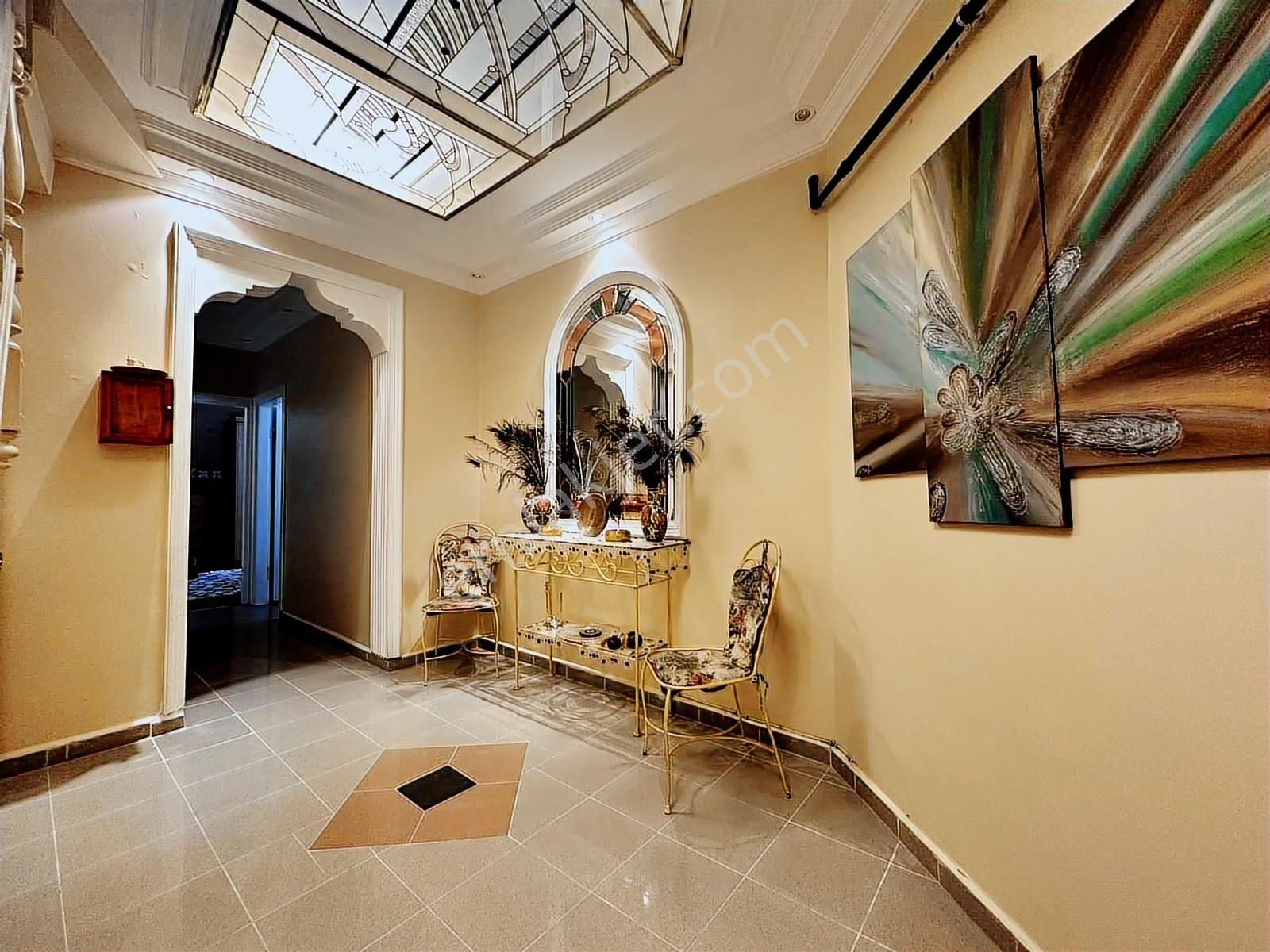 Bahçelievler Kıbrıs Parkı Yanı K.otoparklı 4+1 Asansörlü Dublex - Görsel 13