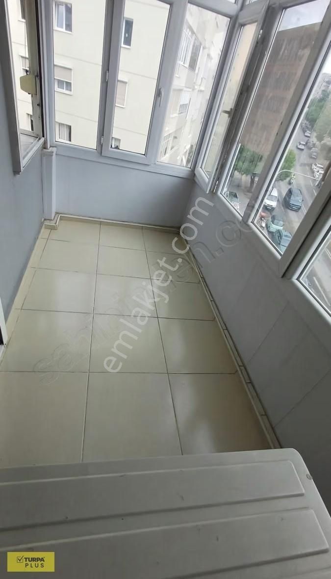 İnönü Caddesi Göztepe Metro Yakını Ferah Asansörlü Satılık Daire - Görsel 13