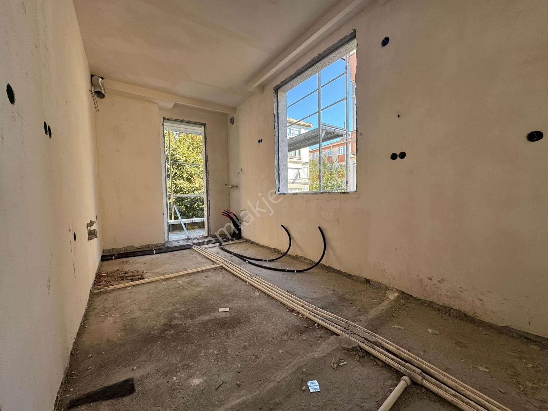 Esen Emlak'tan Zuhuratbaba Da, 3+1 Lüks Daire - Görsel 12