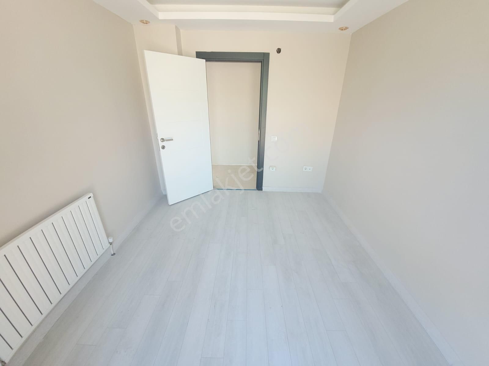 Delux'den Merkezi Konumda Panoramik Deniz Manzaralı Lux 4+1 - Görsel 21