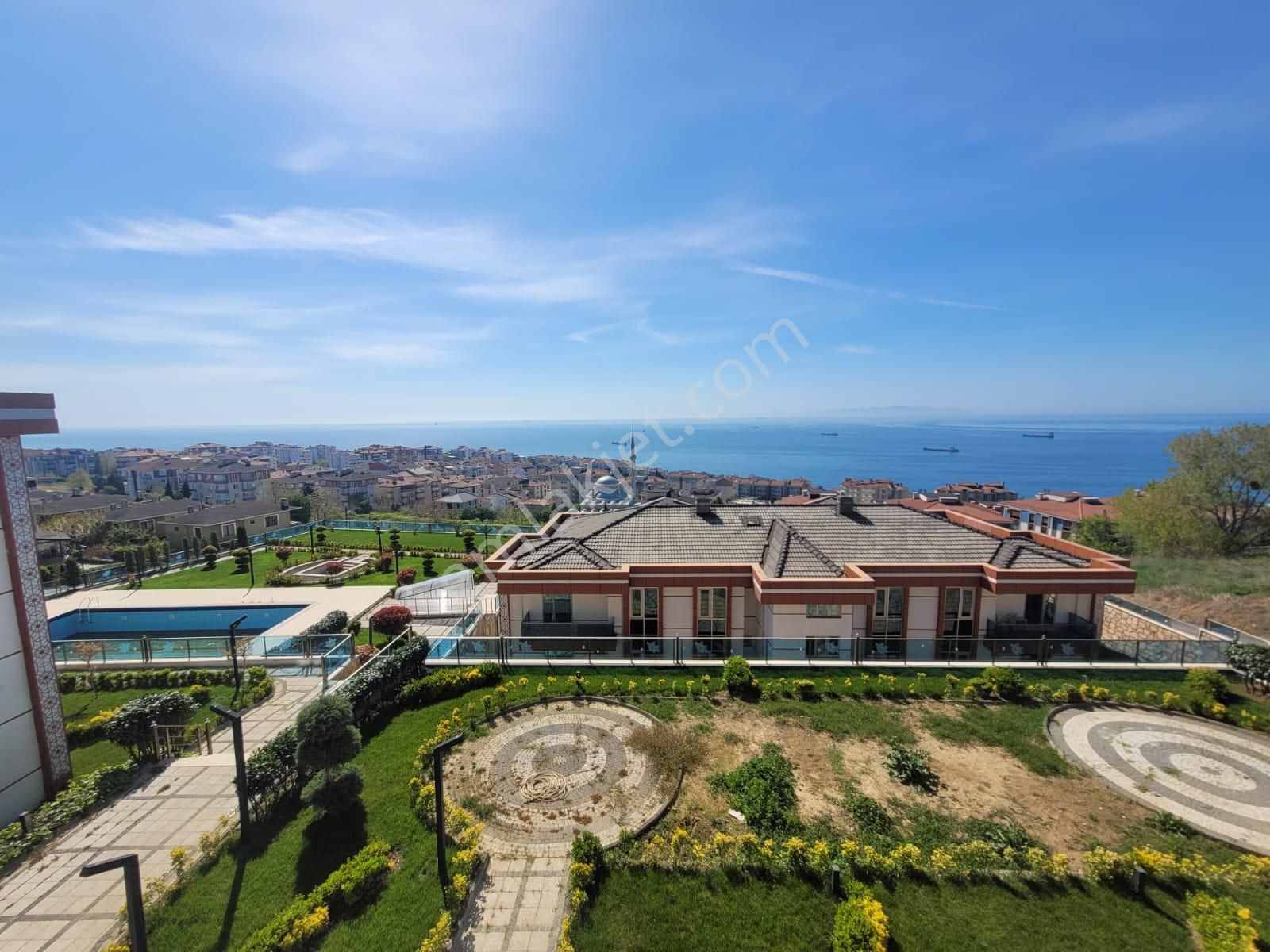 Delux'den Merkezi Konumda Panoramik Deniz Manzaralı Lux 4+1 - Görsel 10