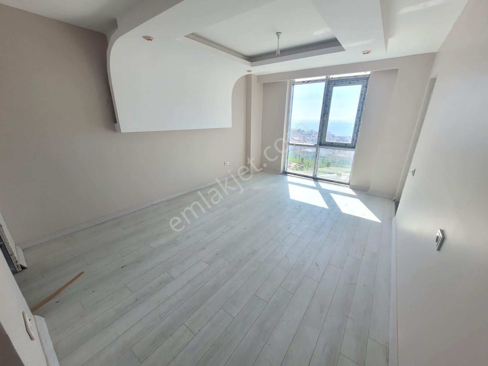Delux'den Merkezi Konumda Panoramik Deniz Manzaralı Lux 4+1 - Görsel 12