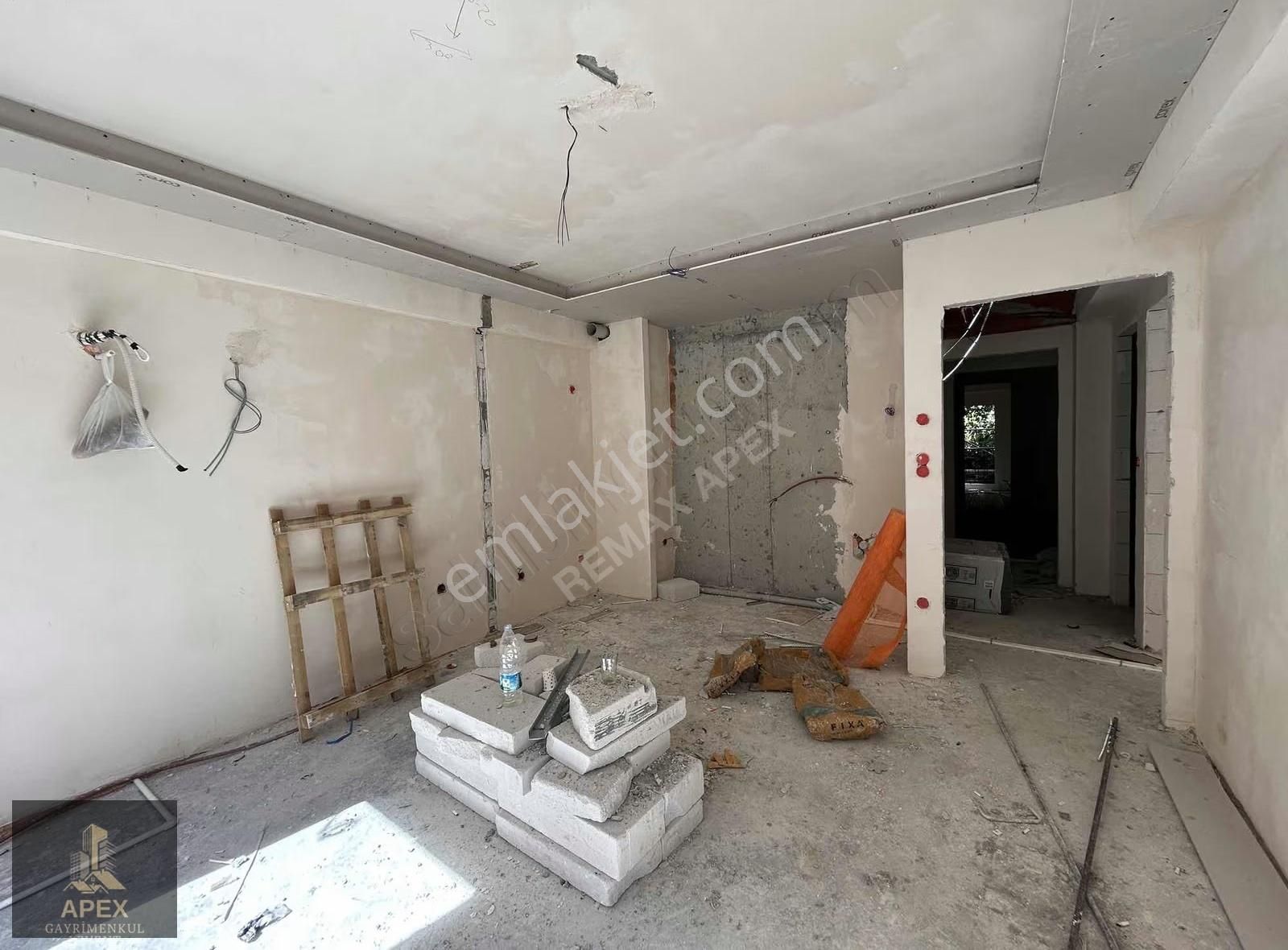 Beşiktaş'ta Denize Yürüme Mesafesinde 1+1 Sıfır Daire - Görsel 9