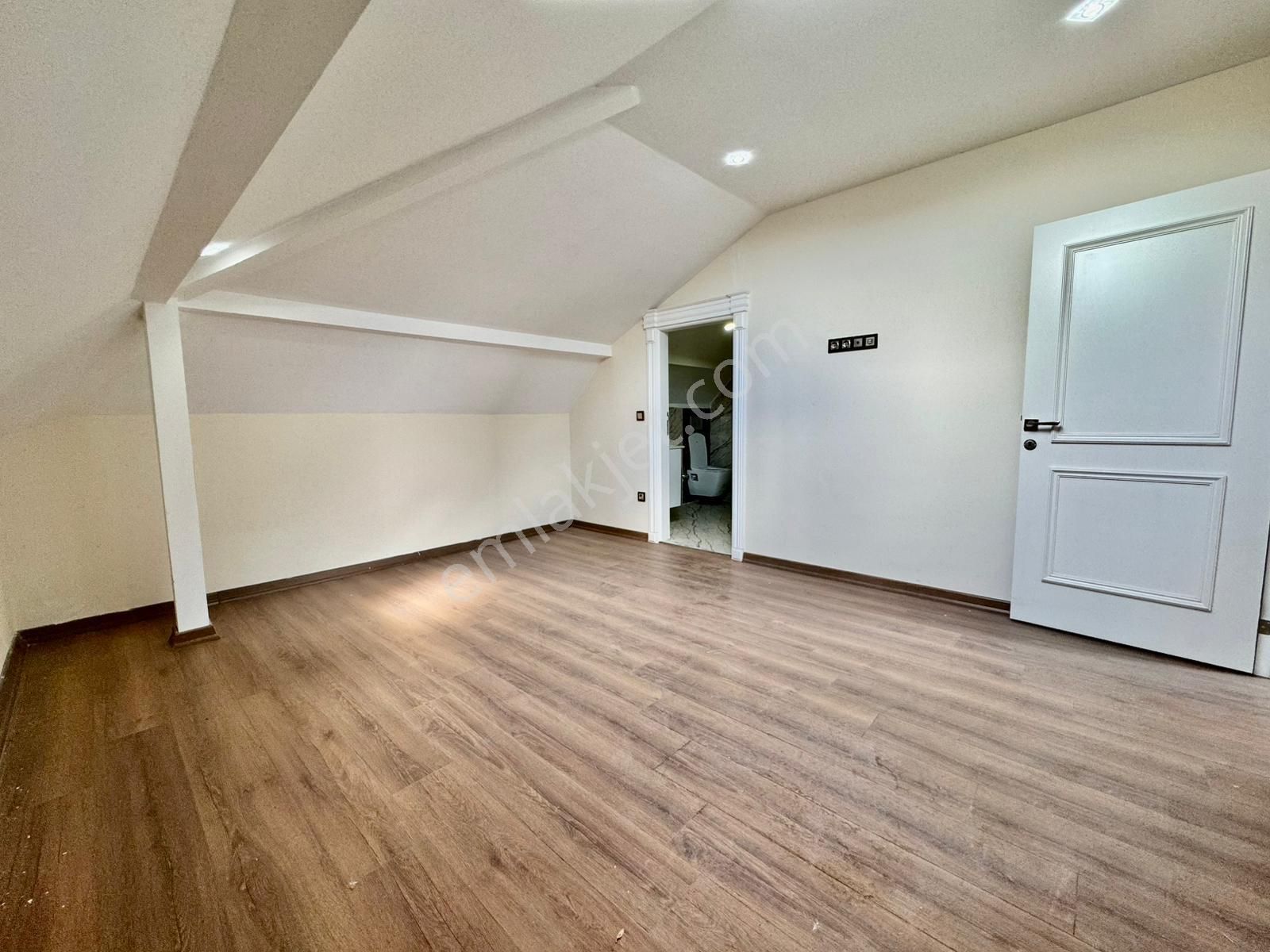 Pegaas'tan Satılık Deniz Manzaralı Müstakil Havuzlu 7+2 Villa - Görsel 31