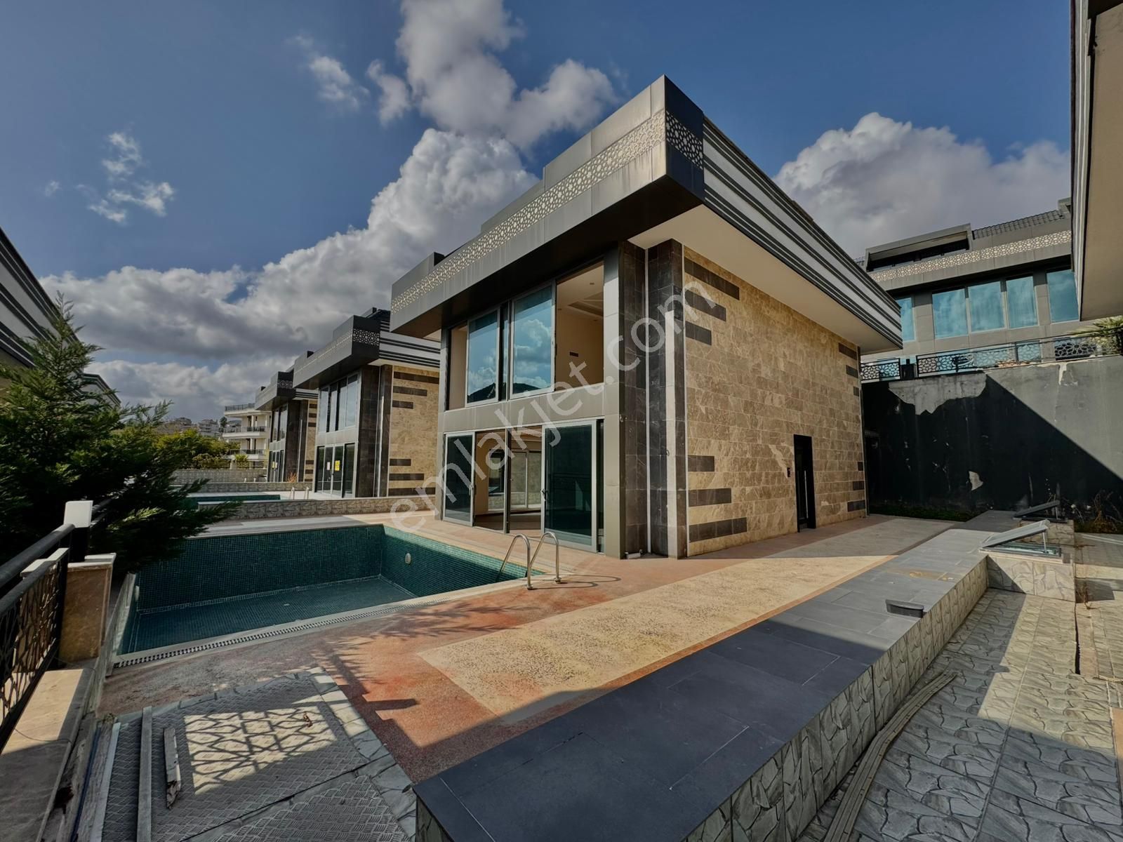 Pegaas'tan Satılık Deniz Manzaralı Müstakil Havuzlu 7+2 Villa - Görsel 33