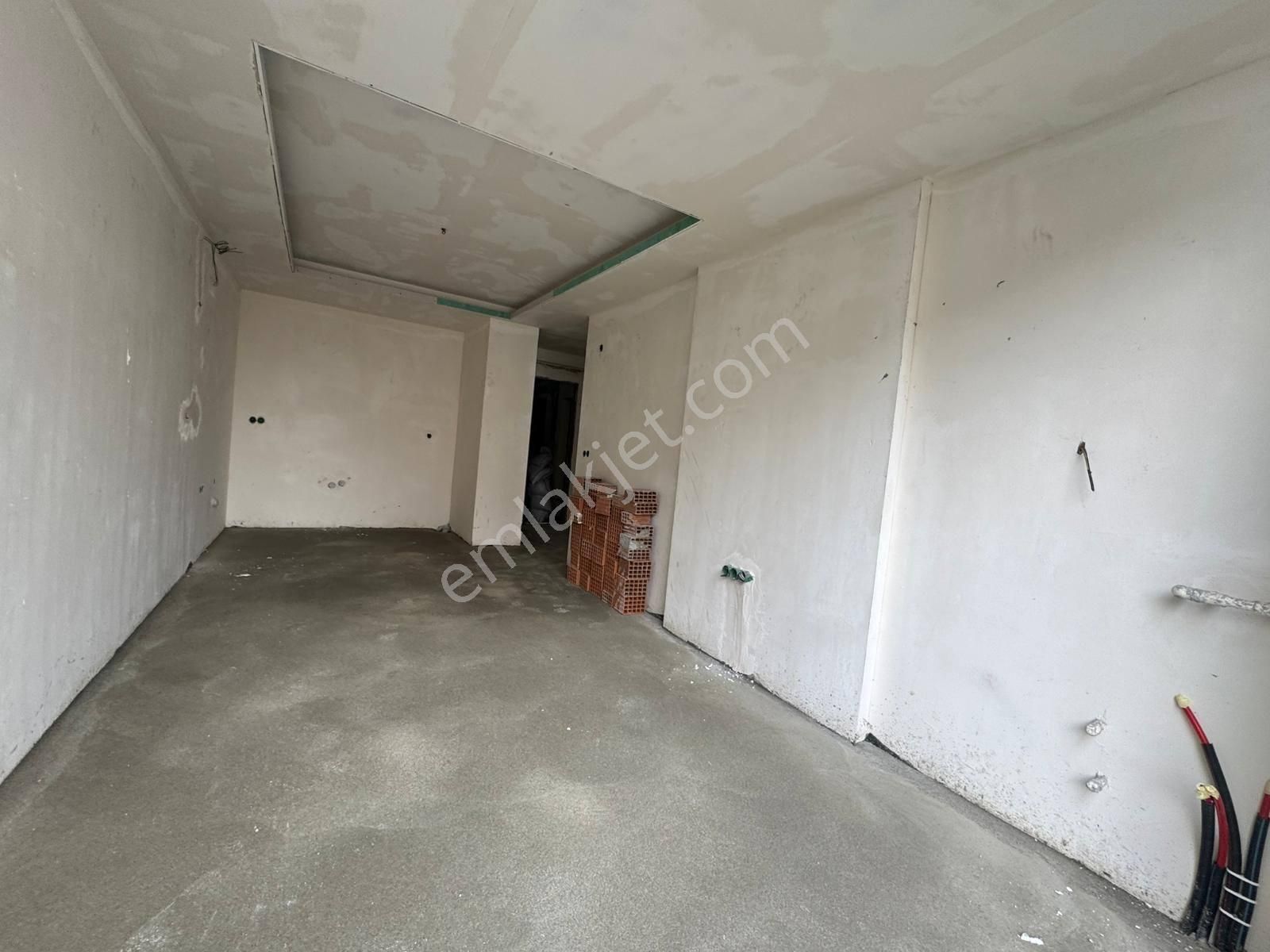 Esen Emlak'tan Zuhuratbaba Da, 1+! Kombili - Görsel 4