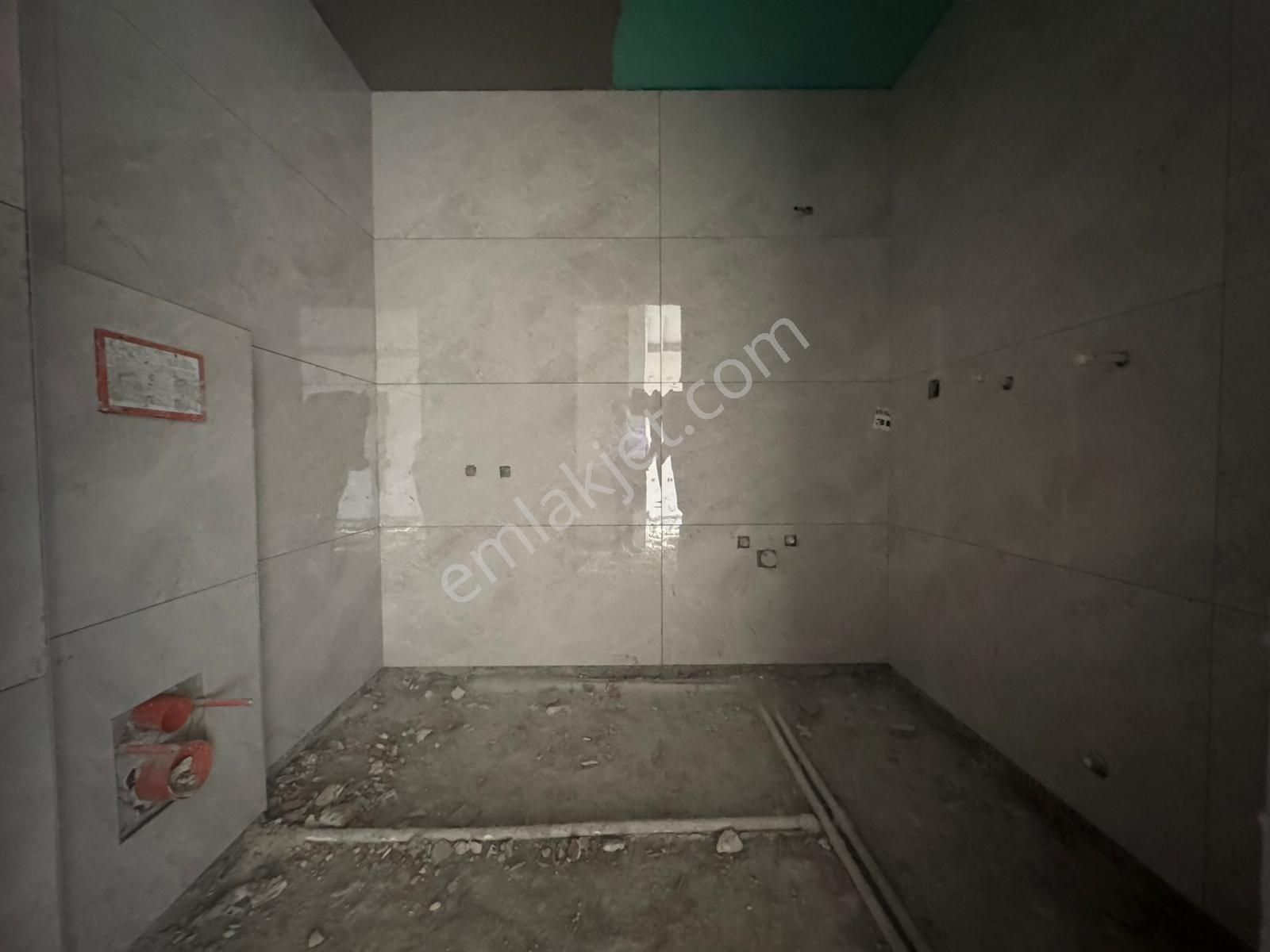 Esen Emlak'tan Zuhuratbaba Da, 1+! Kombili - Görsel 3