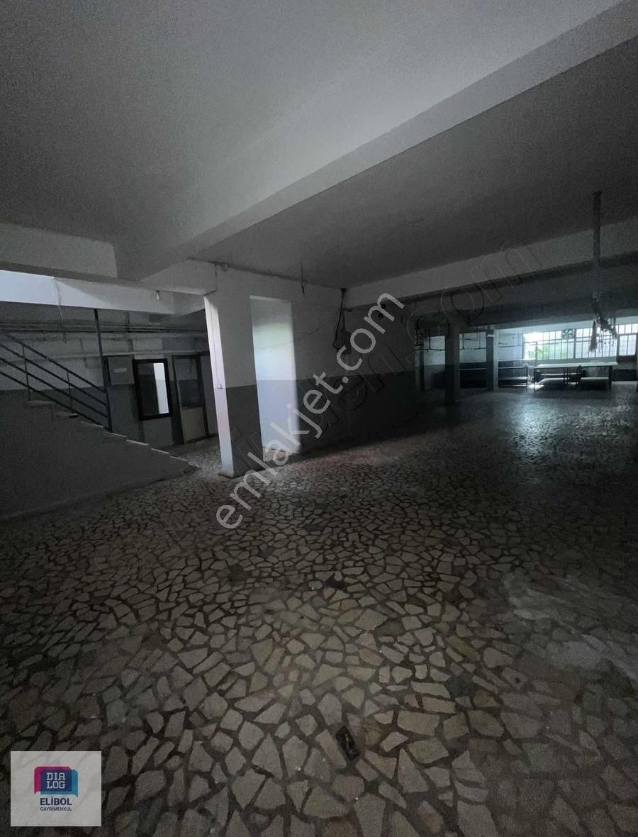 Kiralık 250m Tek Parça Dükkan - Görsel 11