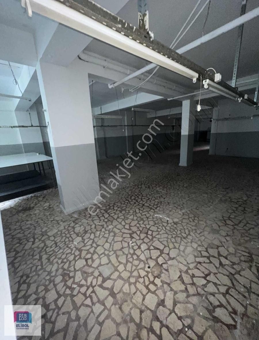 Kiralık 250m Tek Parça Dükkan - Görsel 3