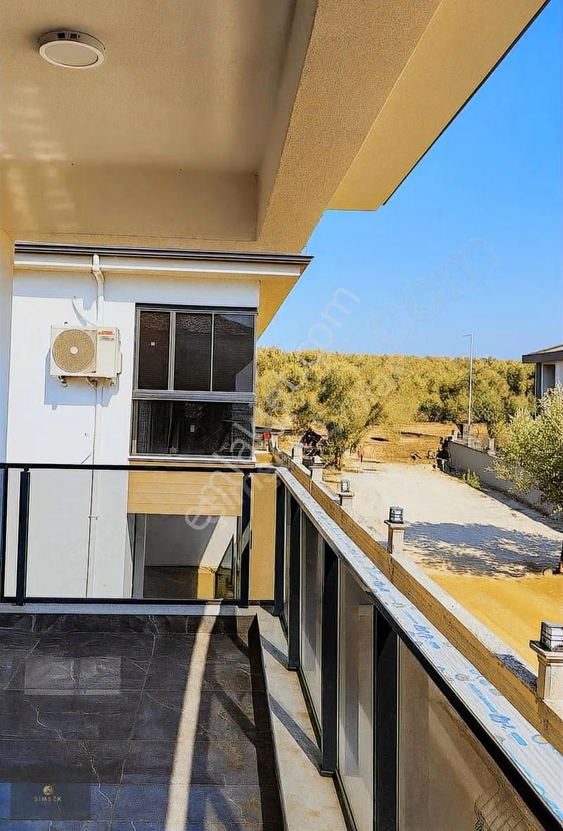 Şimşekten Ayvalık, Küçükköy De 2+1 90 M2 Havuzlu Site İçinde - Görsel 6