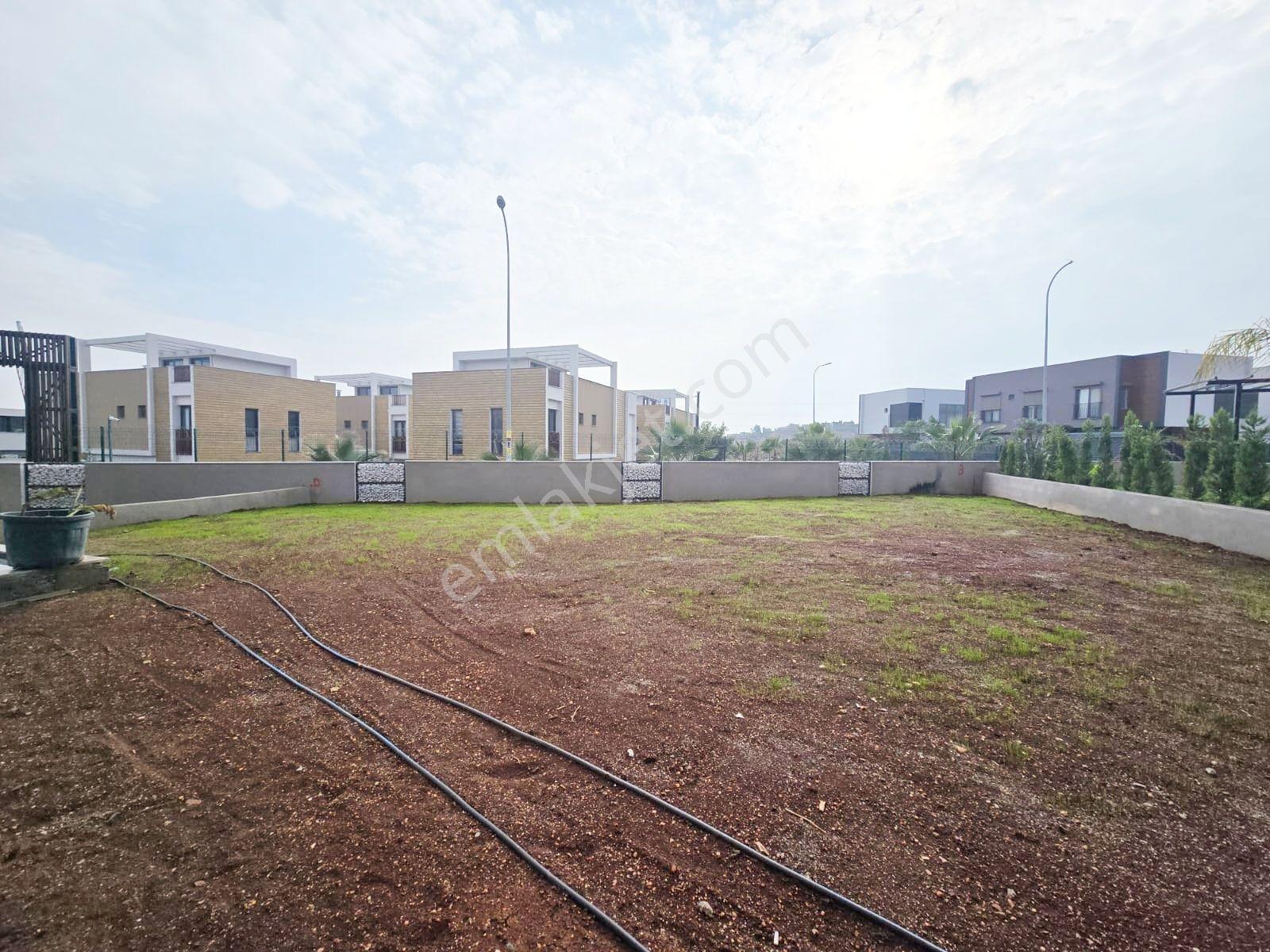 Kabasakal'da 530 M2 Arsalı Site İçi Bağımsız Bireysel Yüzme Havuzlu K. Mutfaklı Akıllı Ev Sistemli - Görsel 25