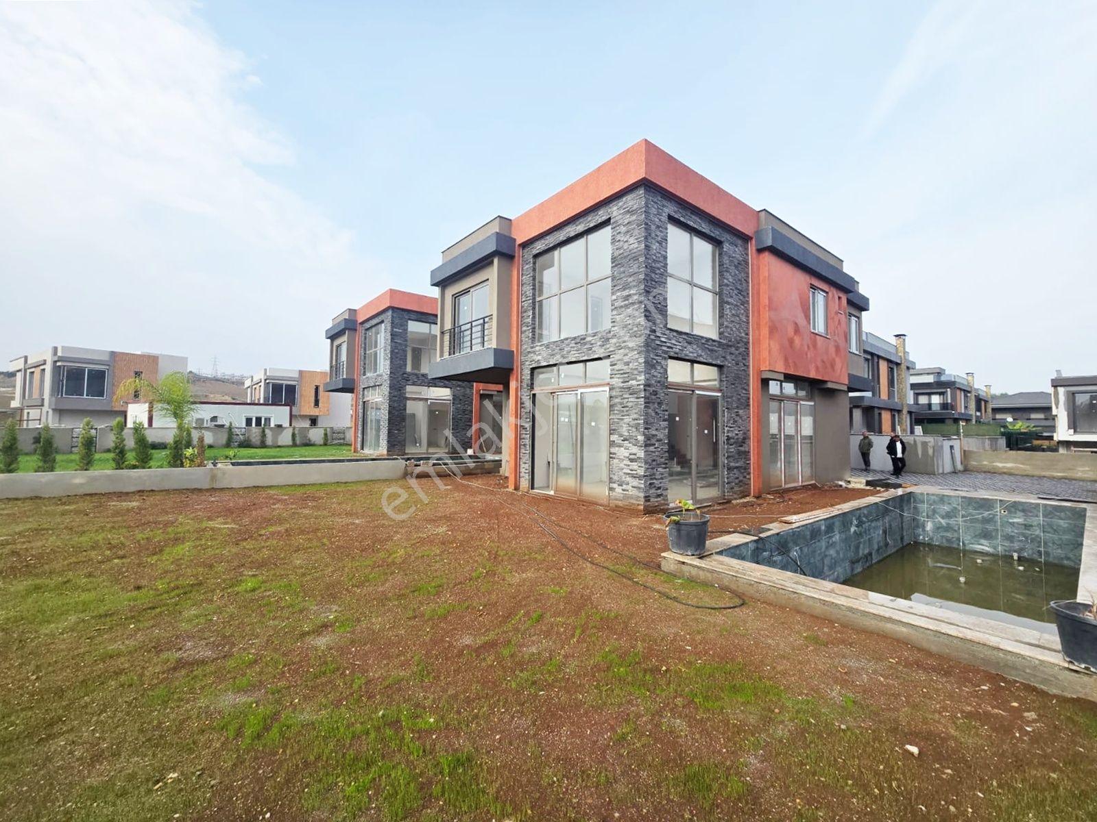 Kabasakal'da 530 M2 Arsalı Site İçi Bağımsız Bireysel Yüzme Havuzlu K. Mutfaklı Akıllı Ev Sistemli - Görsel 23