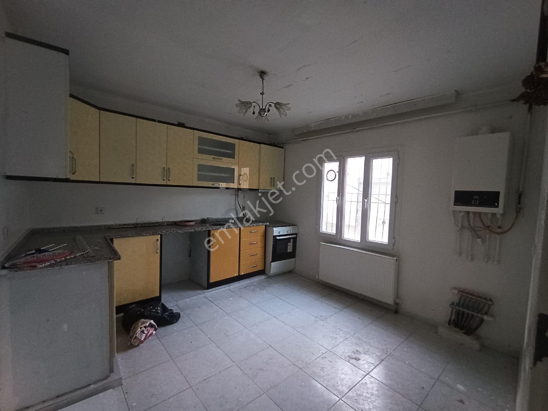 Seç Emlak'tan Satılık Ana Cadde Üzerinde Doğalgazlı Köşebaşı - Görsel 4