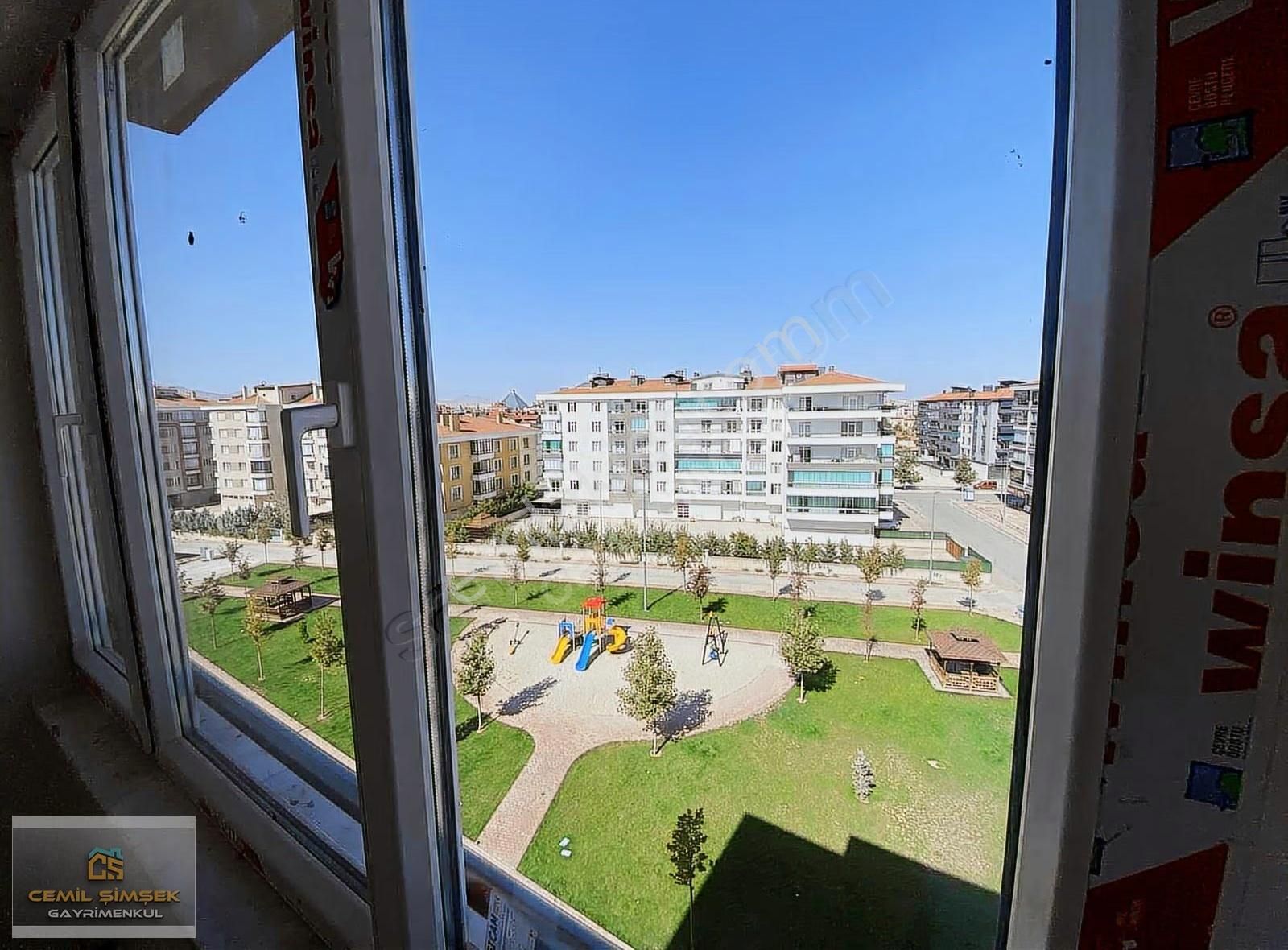 Cemil Şimşek'ten Küçük Kumköprüde Sıfır Satılık Arakat 3+1 - Görsel 5