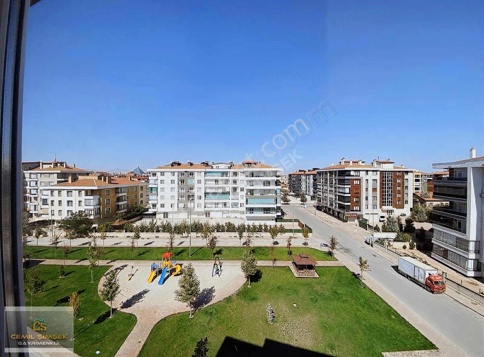 Cemil Şimşek'ten Küçük Kumköprüde Sıfır Satılık Arakat 3+1 - Görsel 3