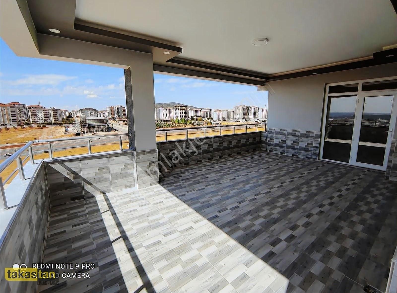 Alparslan 4+1 Antep Manzaralı Yerden Isıtma Katbahçesi Balkon - Görsel 4