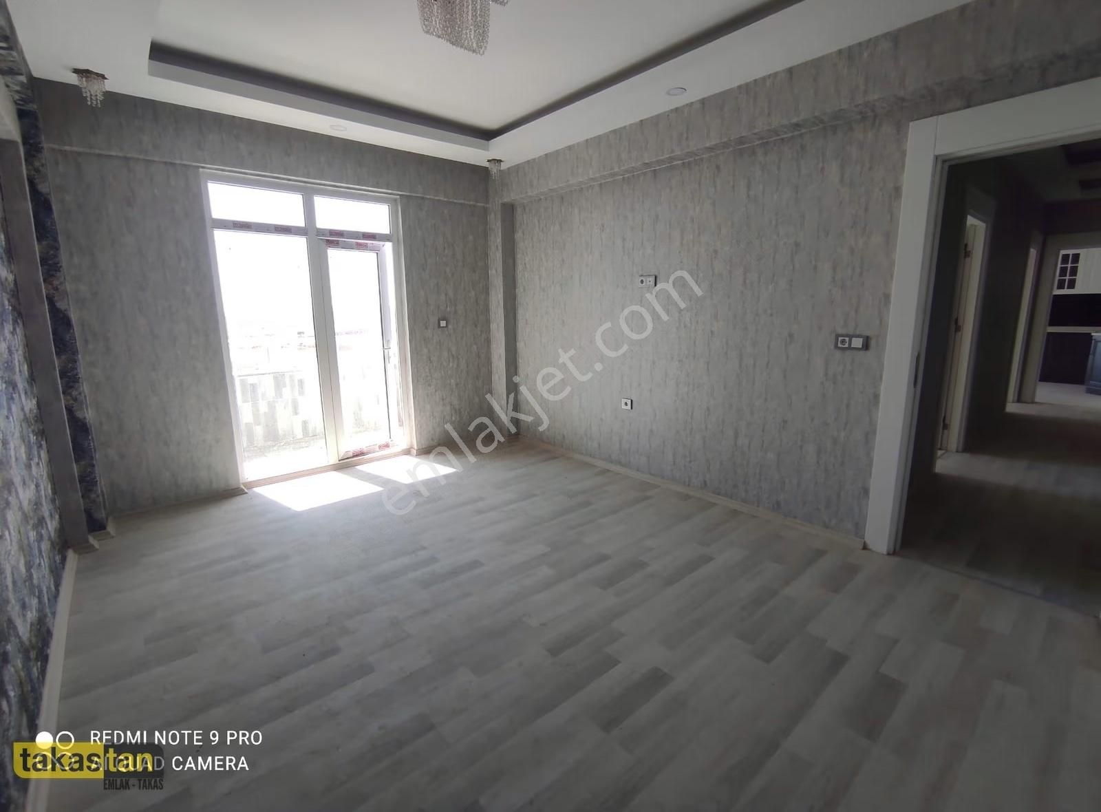 Alparslan 4+1 Antep Manzaralı Yerden Isıtma Katbahçesi Balkon - Görsel 16