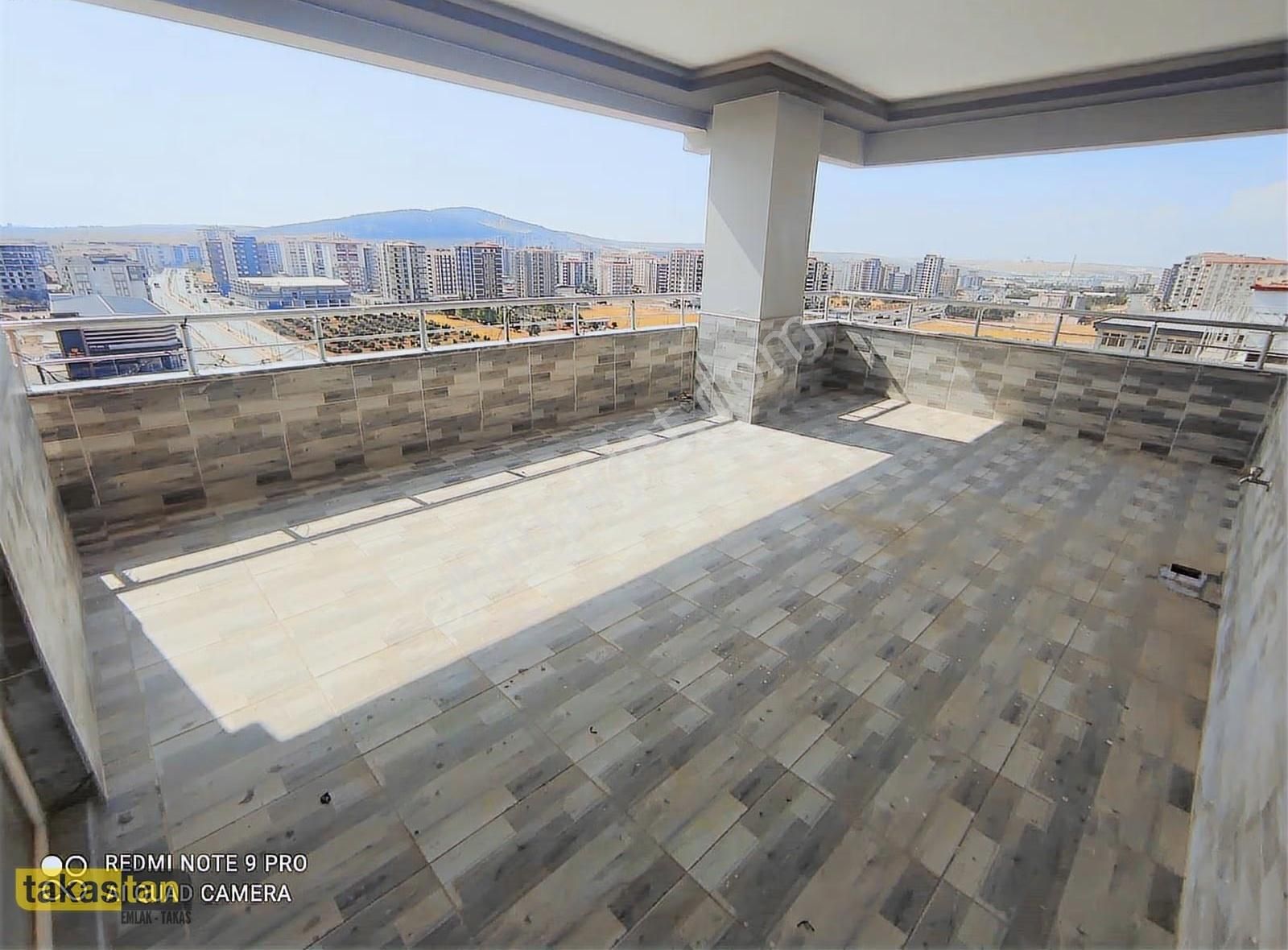 Alparslan 4+1 Antep Manzaralı Yerden Isıtma Katbahçesi Balkon - Görsel 17