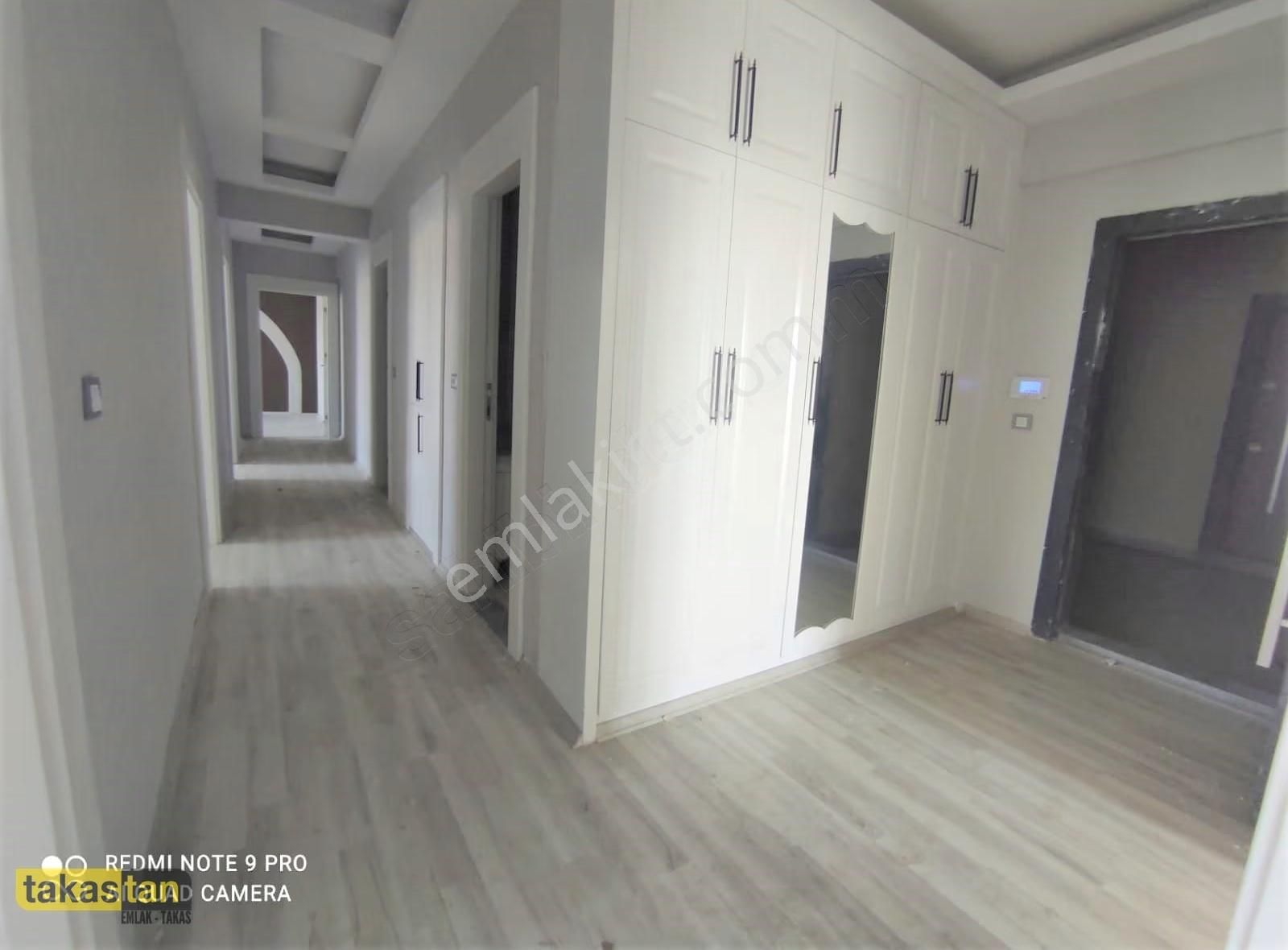 Alparslan 4+1 Antep Manzaralı Yerden Isıtma Katbahçesi Balkon - Görsel 24