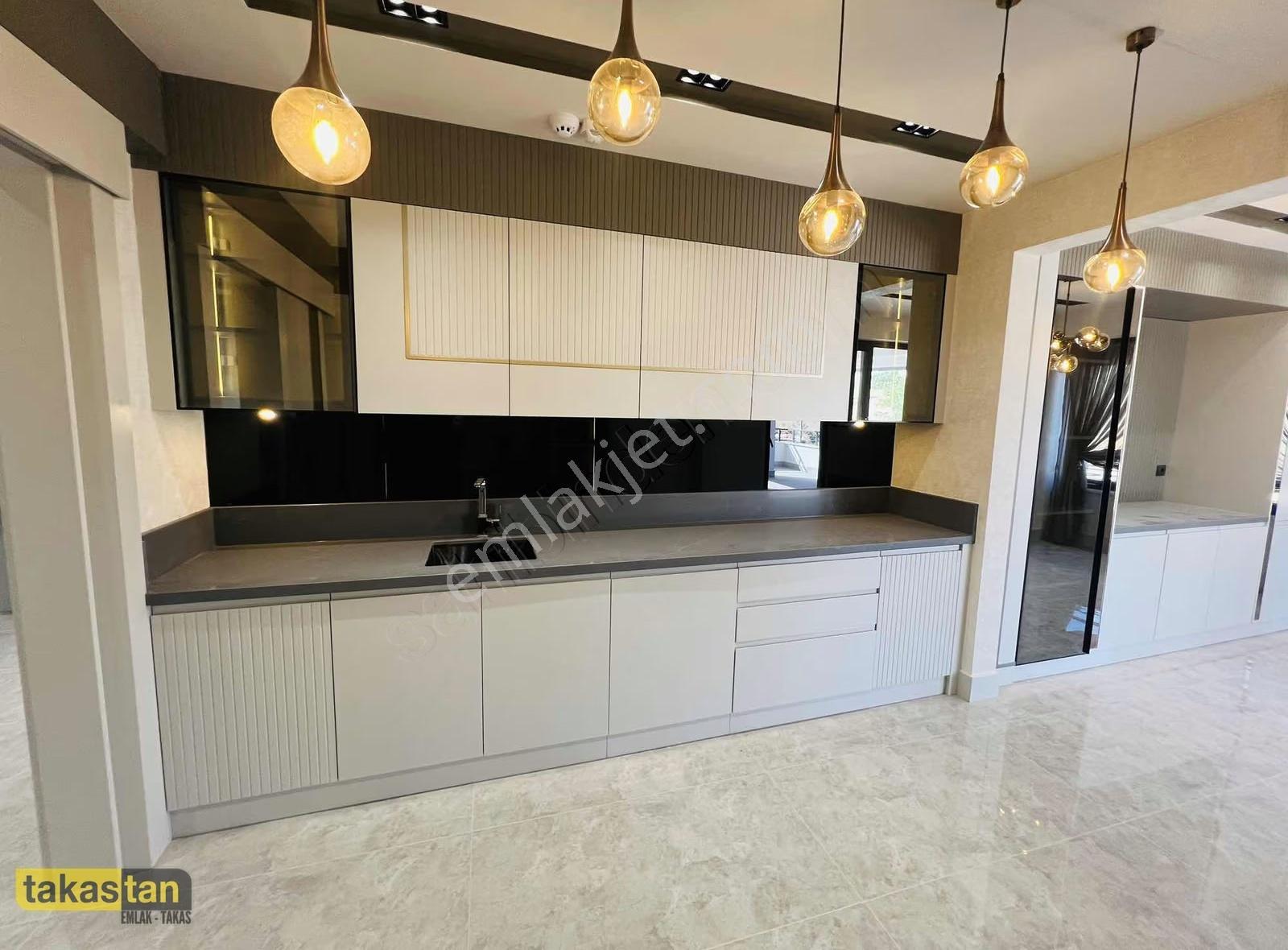 Bölgenin İncisi Göz Alıcı Tasarımıyla Satılık Ultra Lux 3.5+1