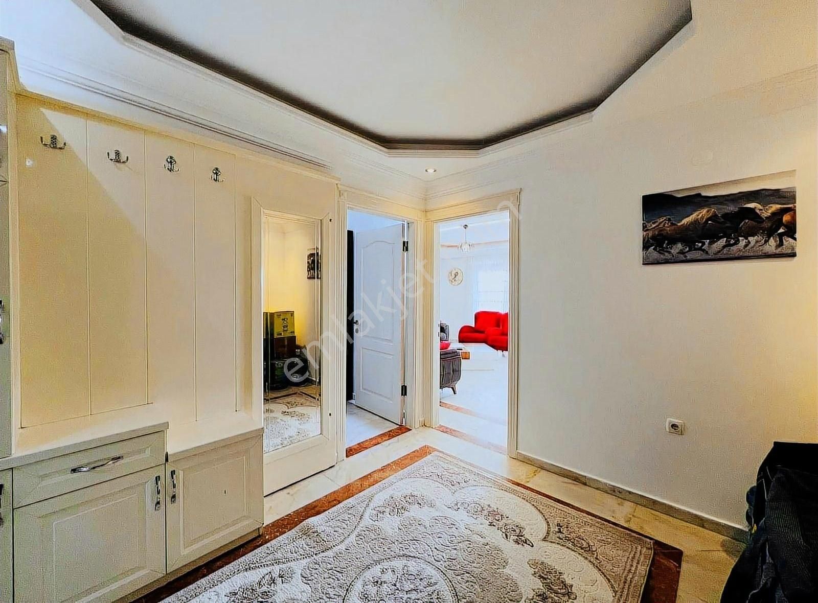 Mahmutlarda Denize Sıfır 2+1 Eşyalı Daire - Görsel 4