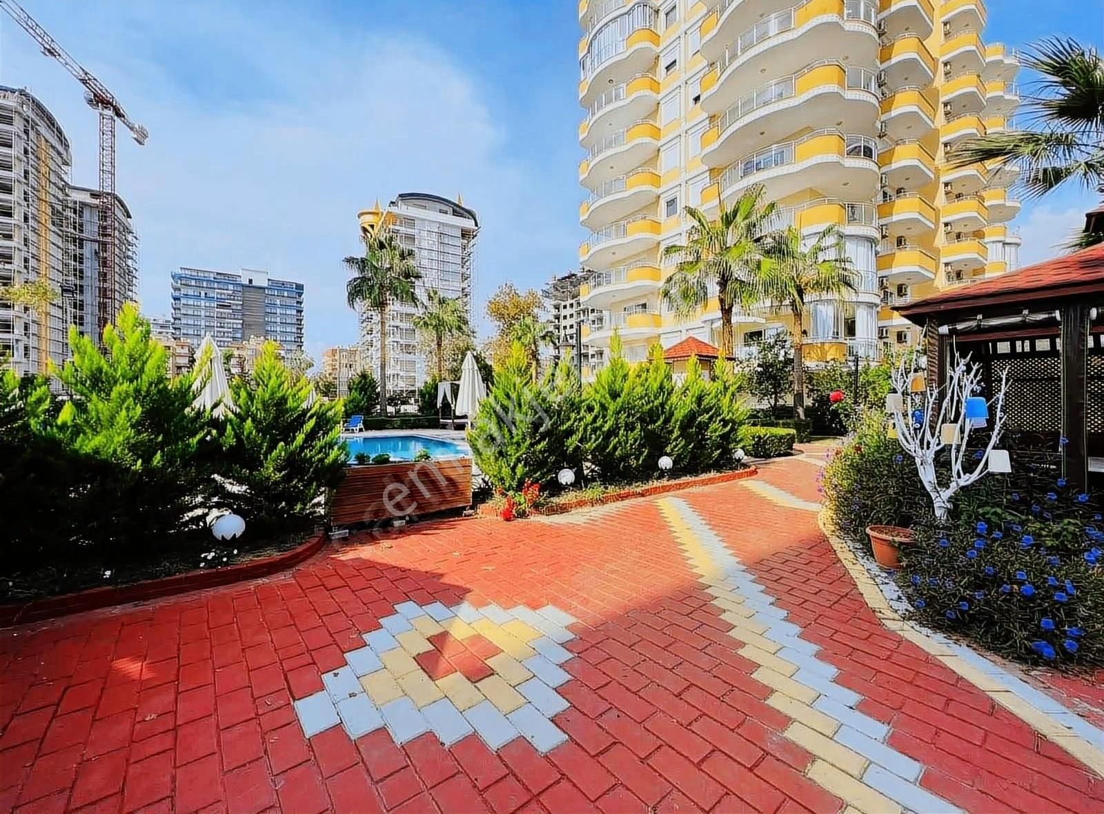 Mahmutlarda Denize Sıfır 2+1 Eşyalı Daire - Görsel 19