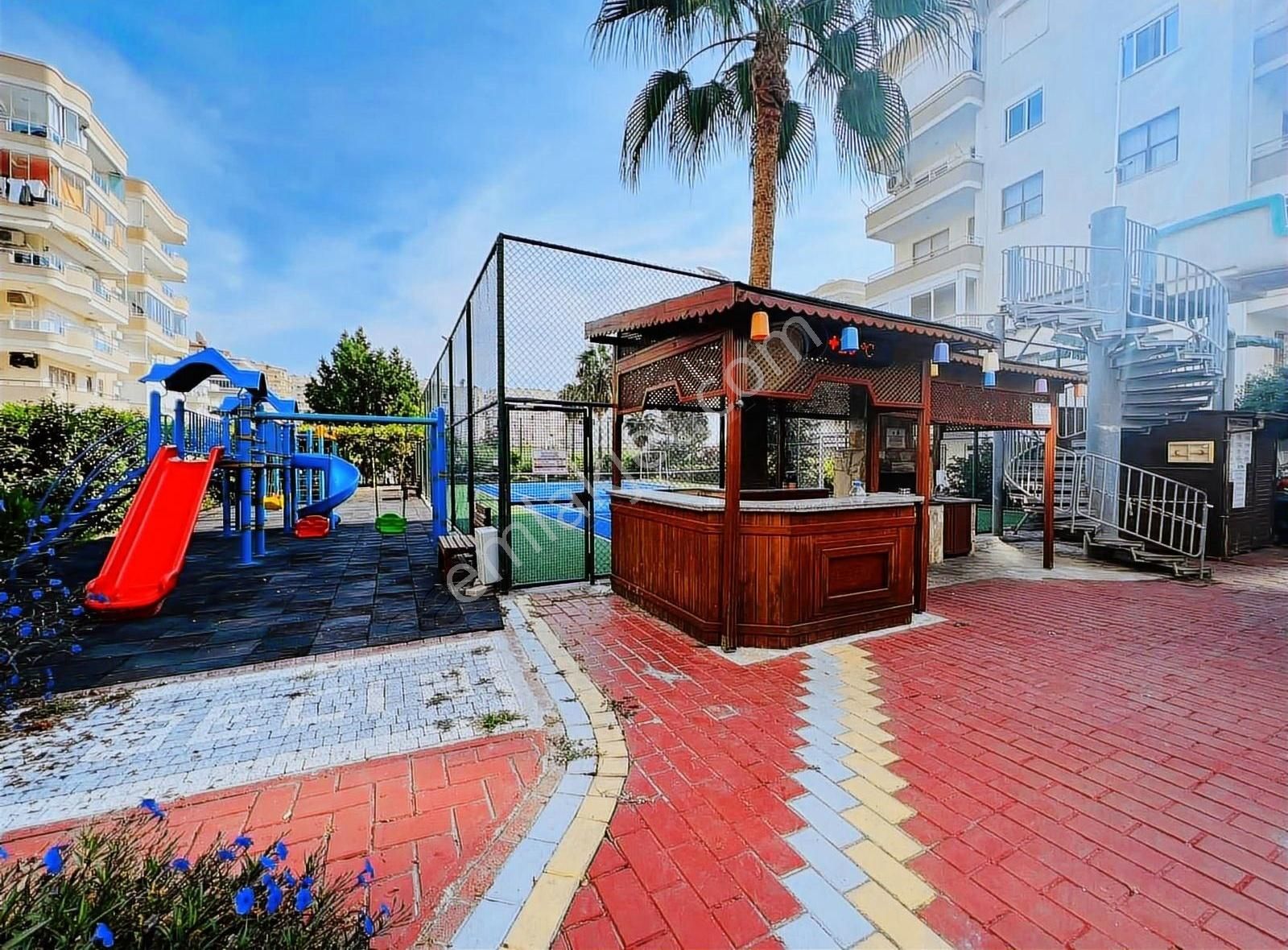 Mahmutlarda Denize Sıfır 2+1 Eşyalı Daire - Görsel 7